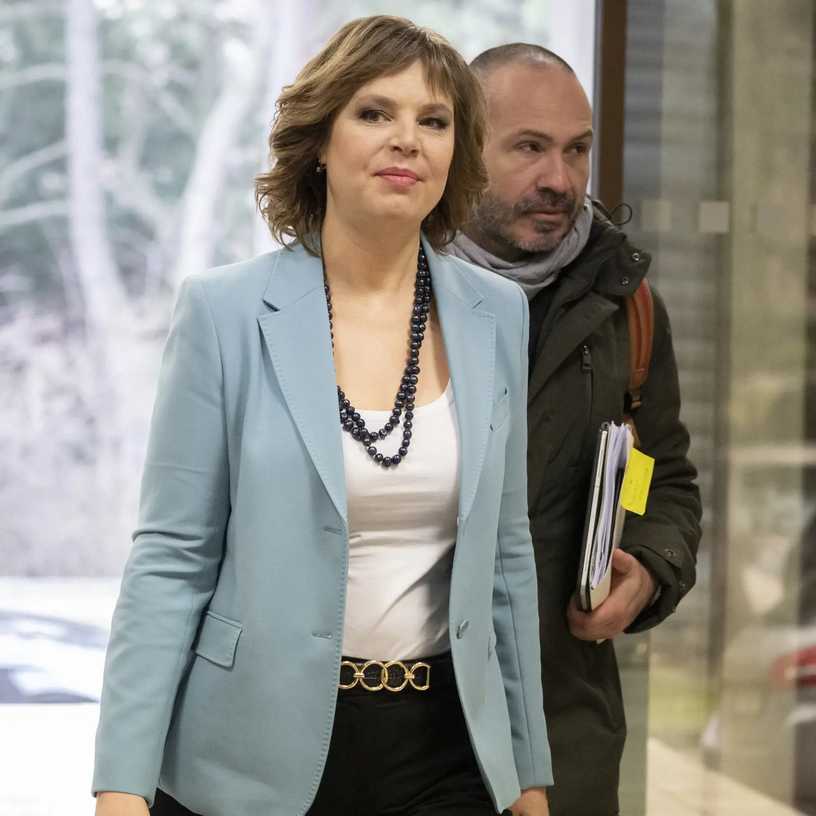 Na snímke dočasne poverená ministerka investícií, regionálneho rozvoja a informatizácie SR Veronika Remišová (Za ľudí) prichádza na 134. schôdzu vlády SR 8. februára 2023 v Bratislave. FOTO TASR - Martin Baumann