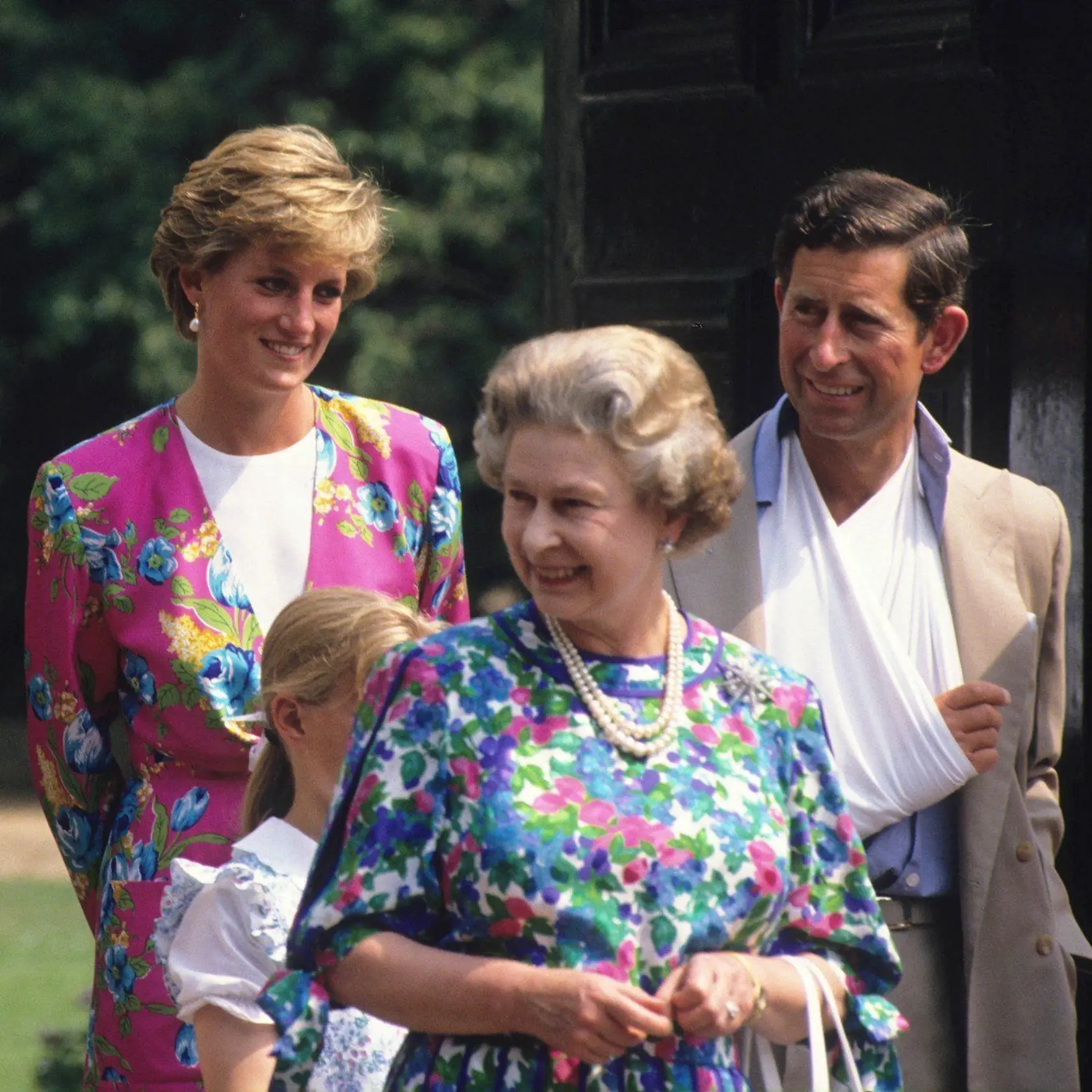 Kráľovná Alžbeta, Lady Diana