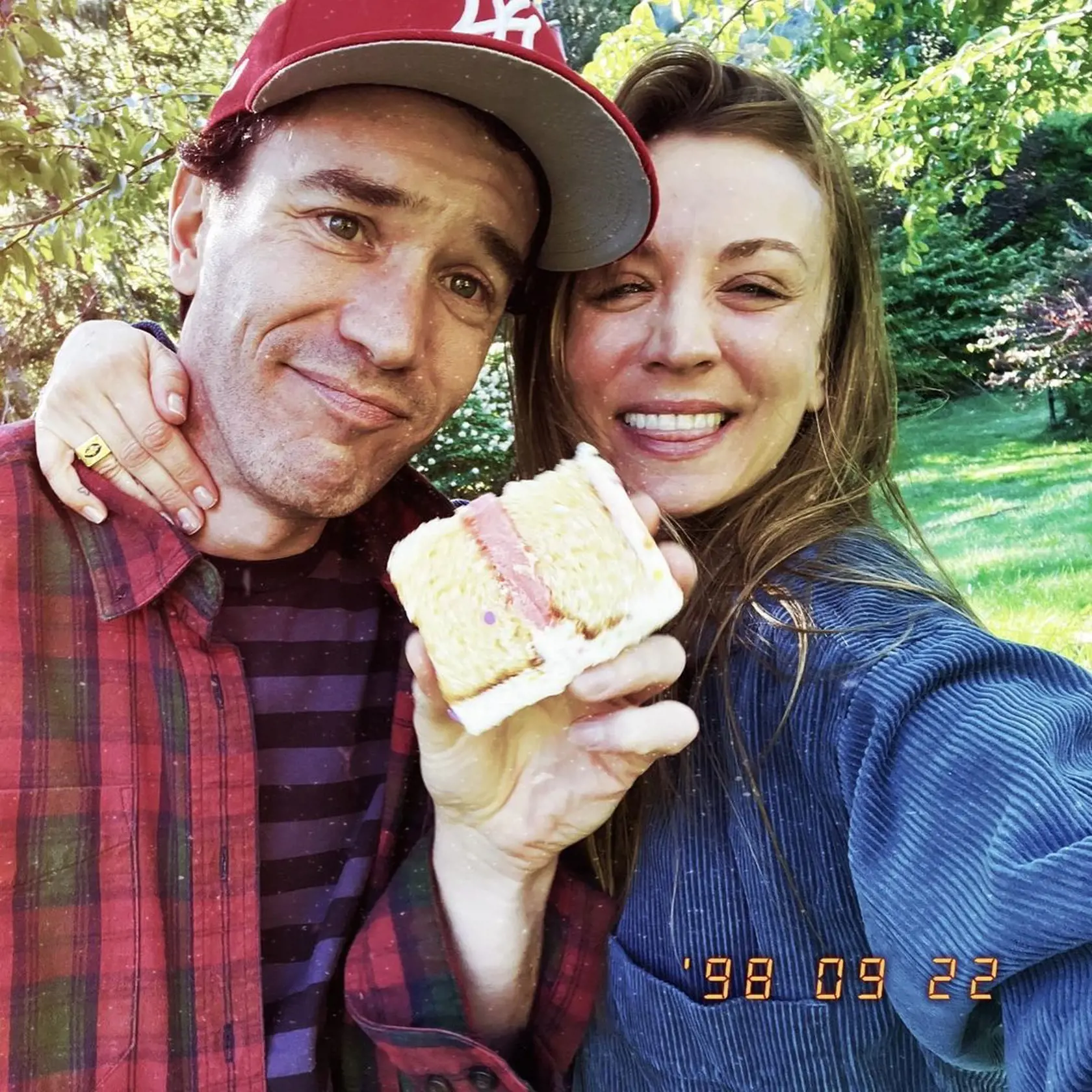 Kaley a Tommy sú už rodičmi malej princeznej.