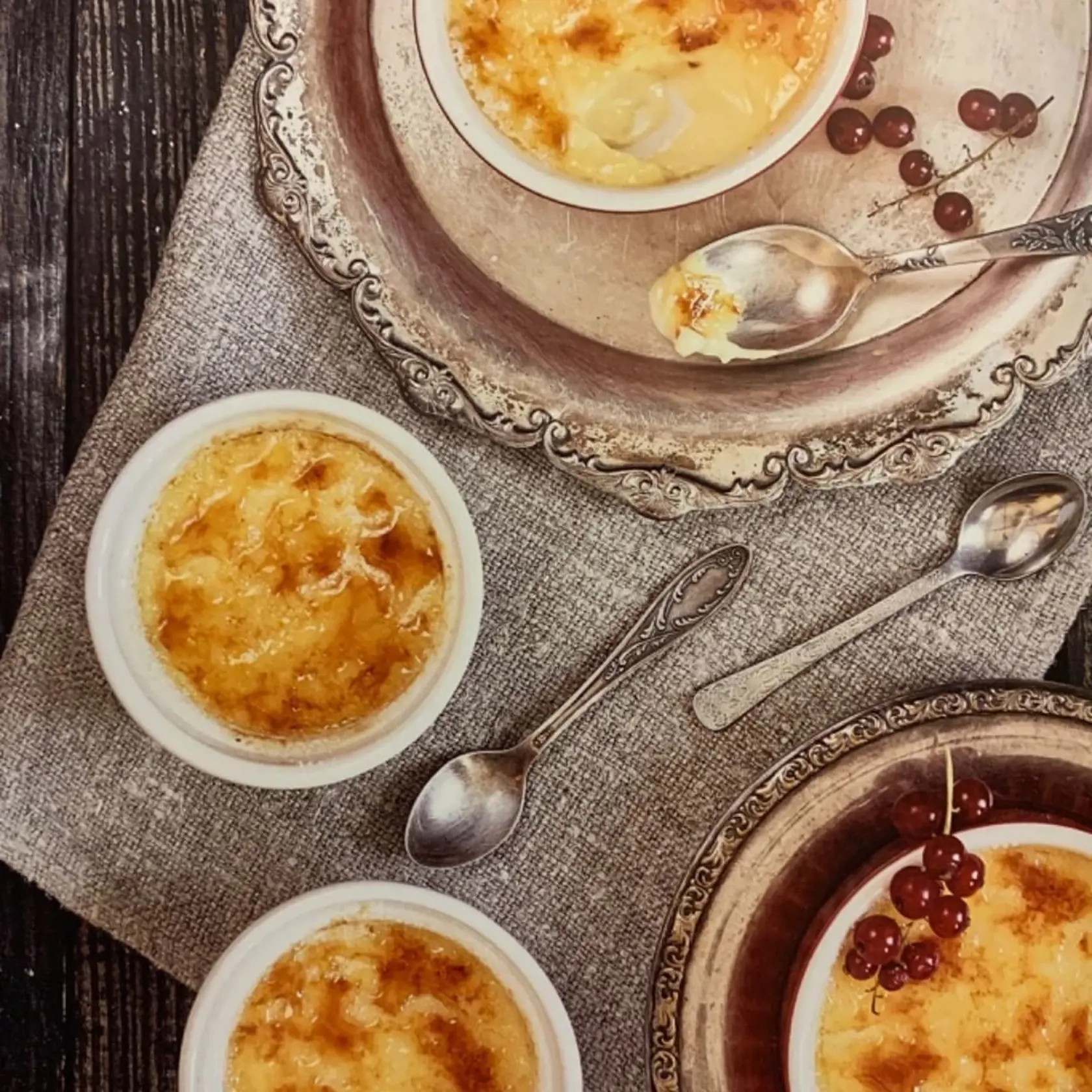Katkin creme brulee😊skvelý francúzsky dezert.