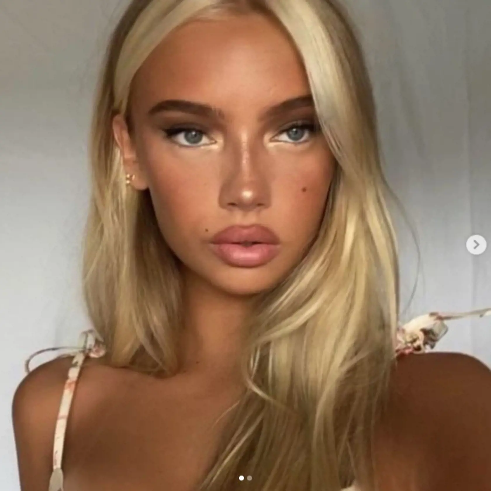 Modelka Emma Ellingsen (19)