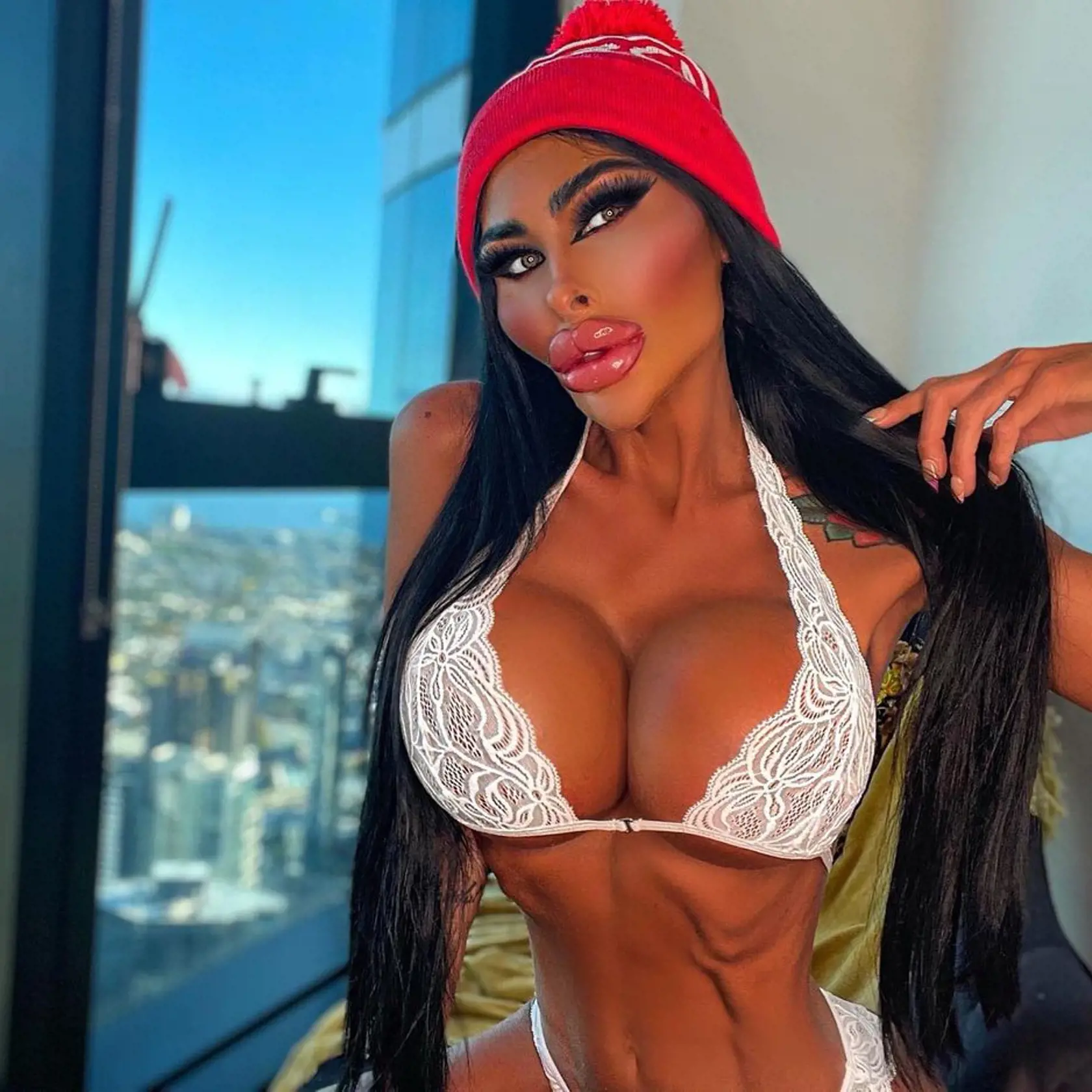 Tara Jayne.