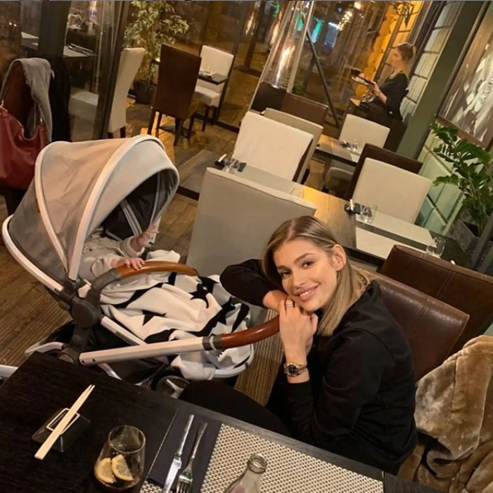 Jasmina je šťastná mama.