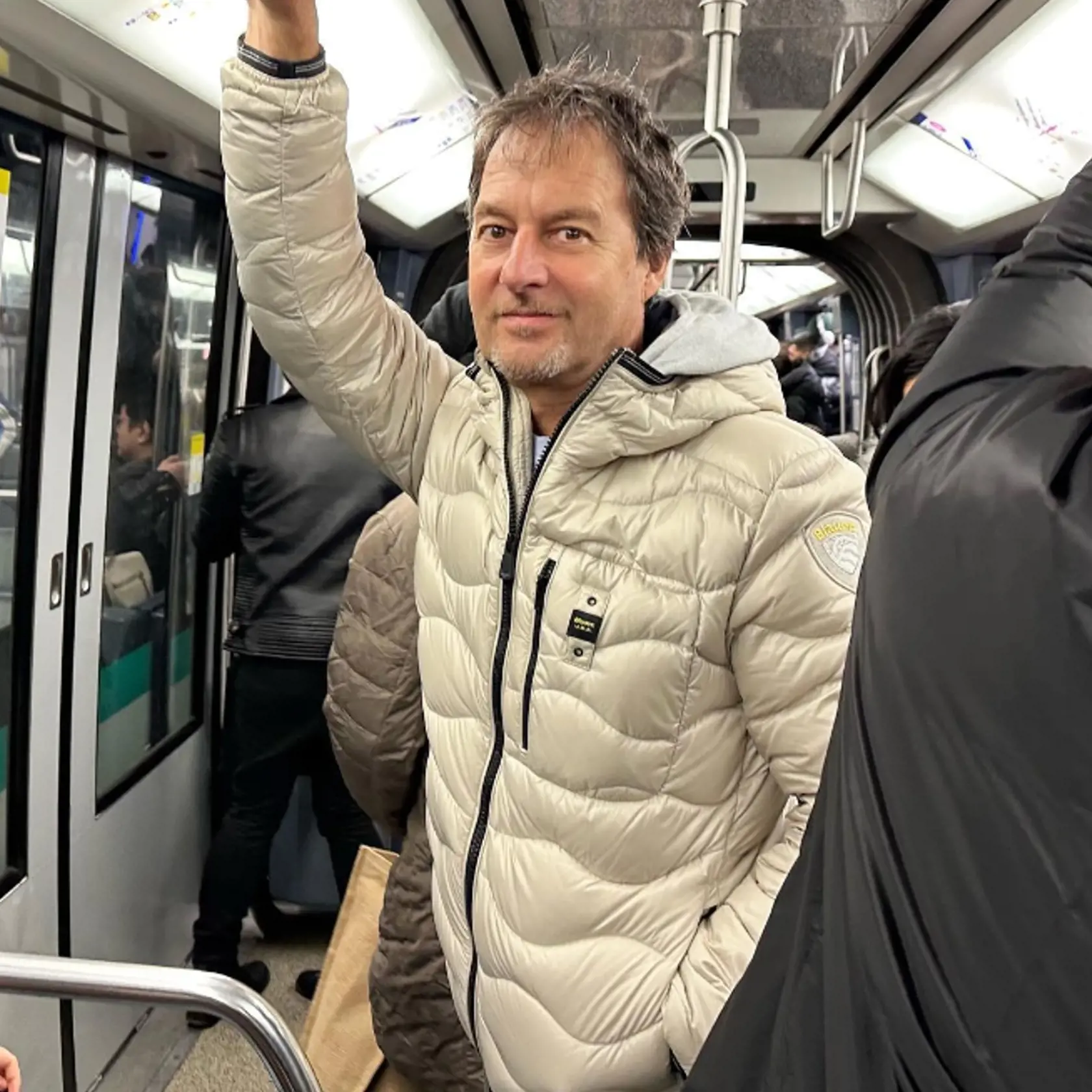 Paľo si po 40- tich rokoch v Paríži vyskúšal aj jazdu metrom.