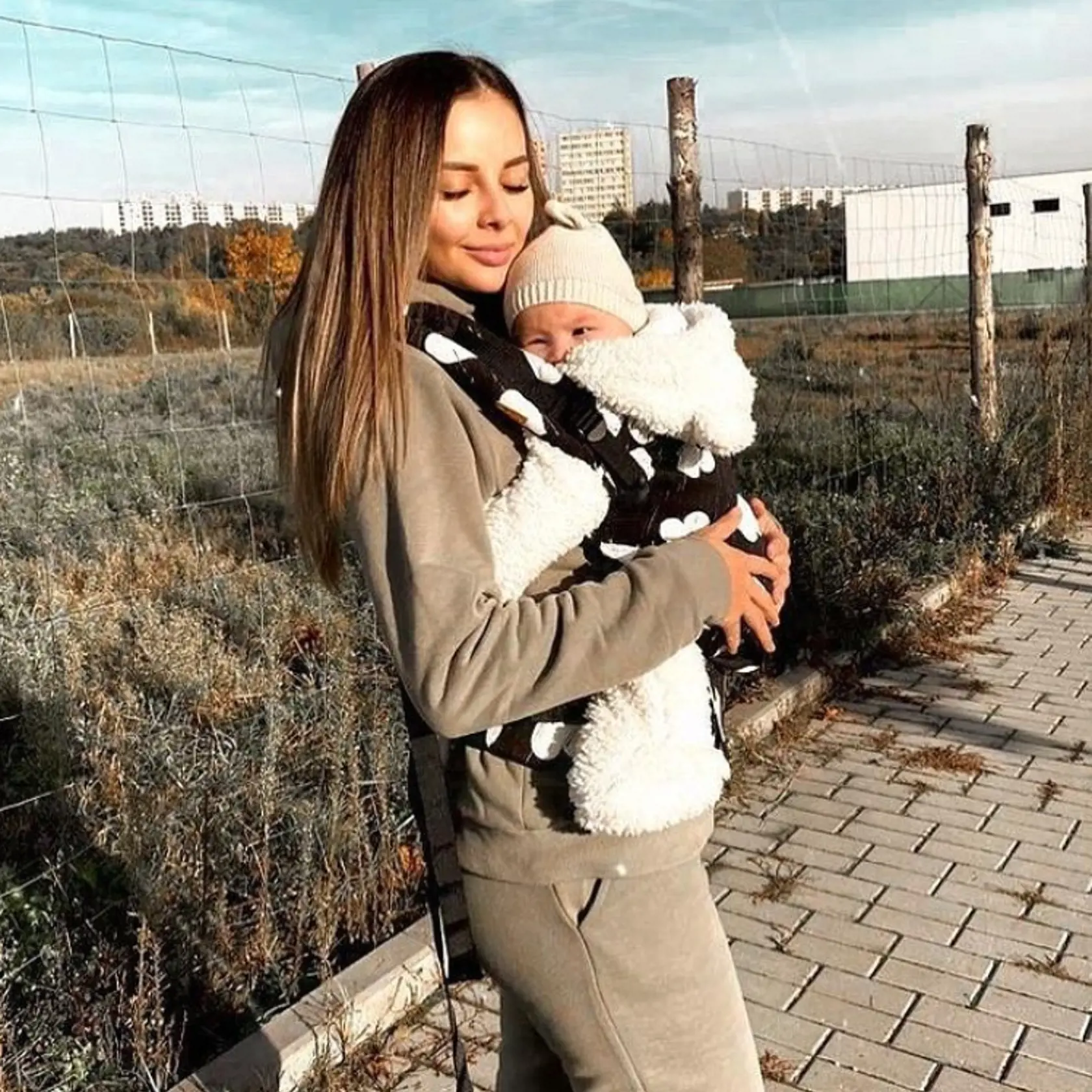 Monika Bagárová naberá s dcérou vitamín D.