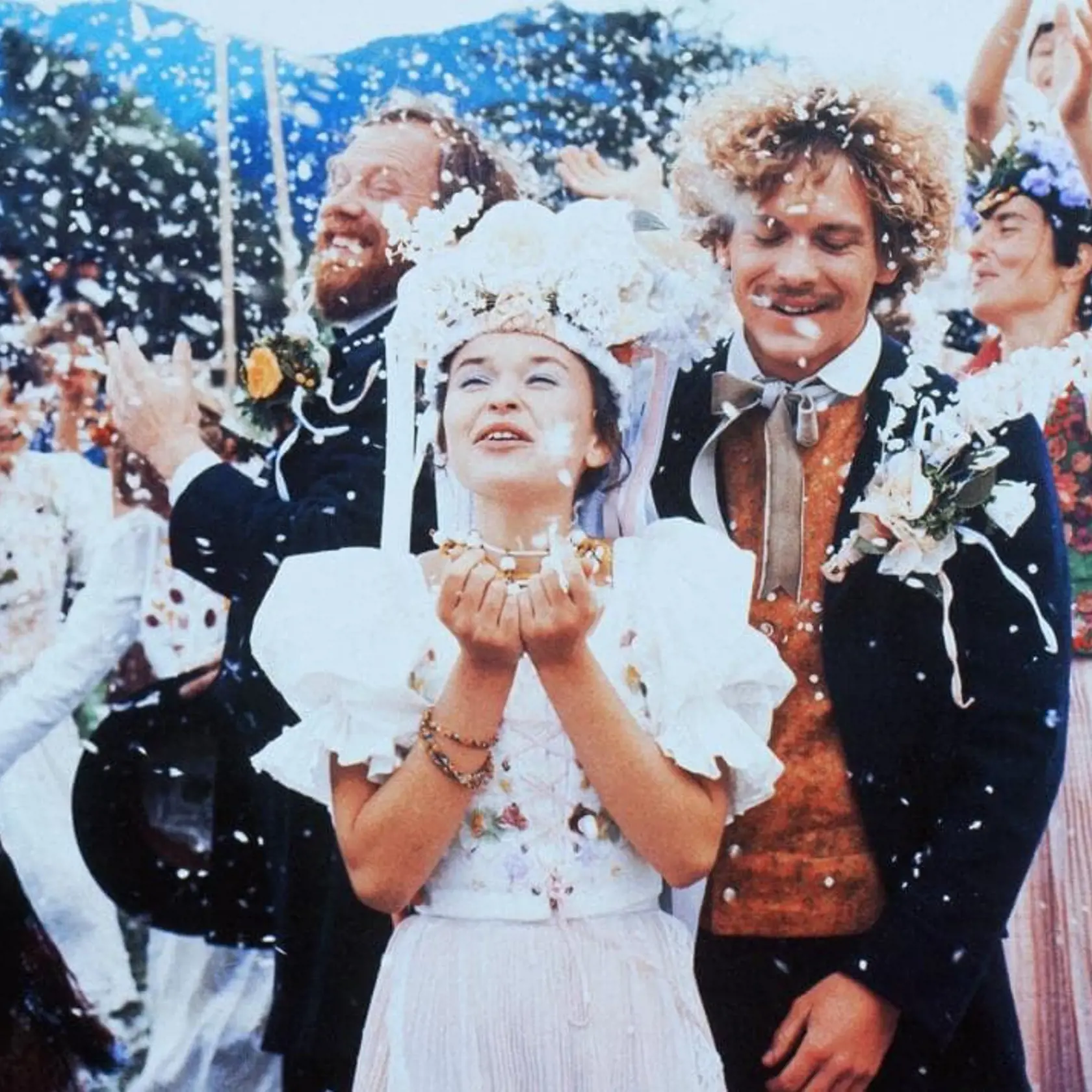 Petra Vančíková a Tobias Hoesl ako Alžbetka a Jakub z Perinbaby.  