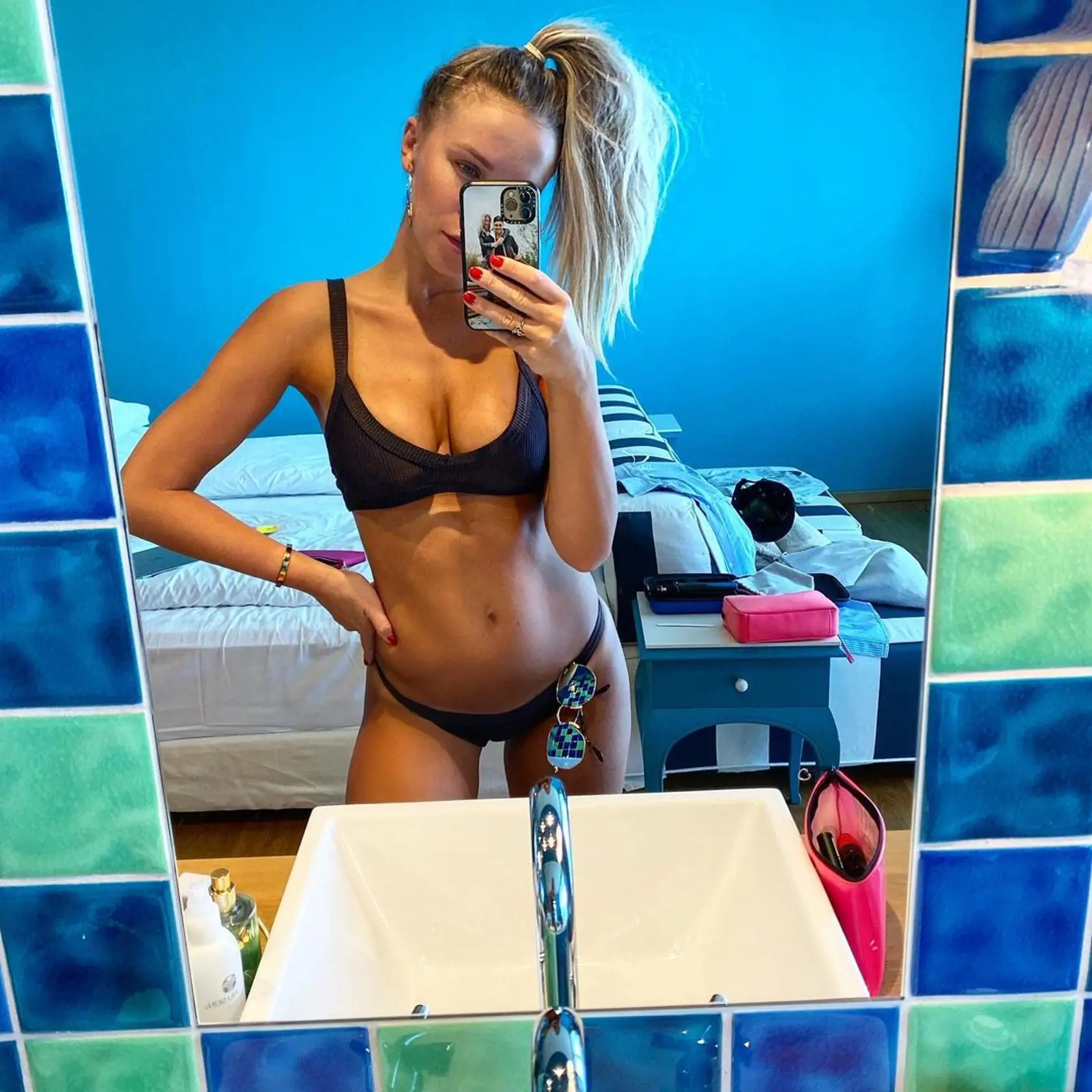 Nela Slováková.