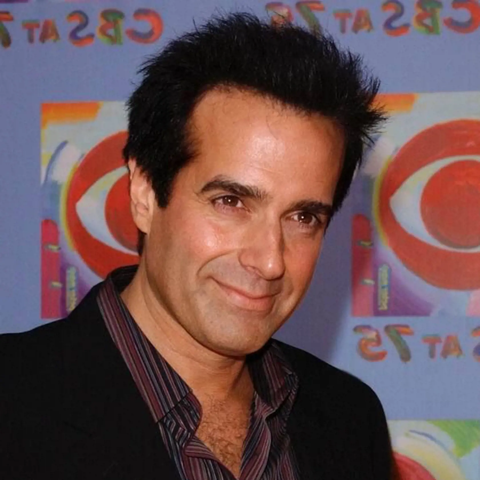 Copperfield je od roku 2019 zasnúbený. Uvidíme teda, či sa večný slobodný mládenec, ktorý kedysi randil aj s Claudiou Schiffer, nakoniec dá spútať manželstvom alebo nám predvedie ďalší „Alcatraz“ – tentoraz z chomúta!