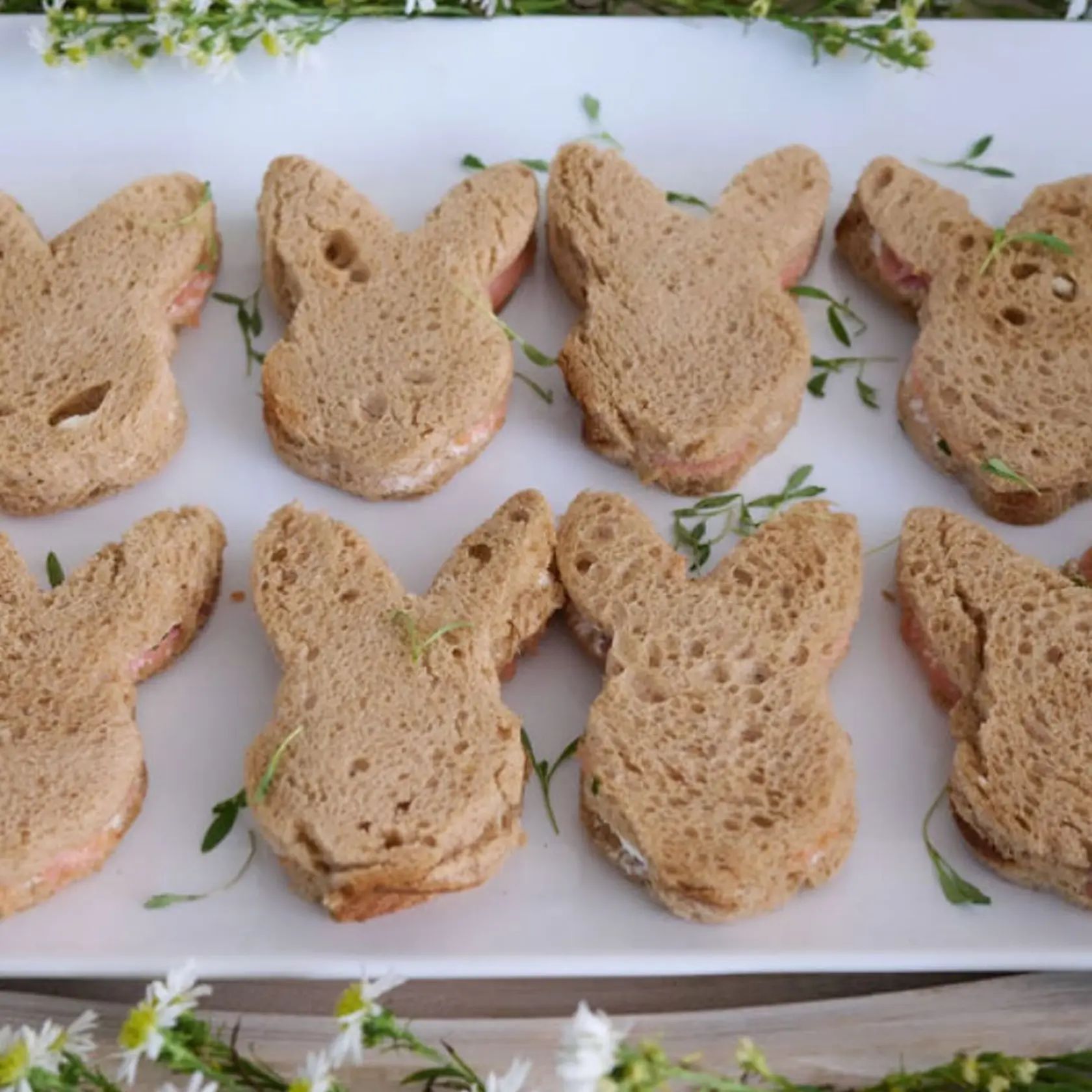 Ivanka Trump zorganizovala pre tehotnú sestru Tiffany baby shower. Všetko v dokonalom súlade so svetom anglickej spisovateľky Beatrix Potter, autorky slávneho zajačika z knihy Dobrodružstvá zajačika Petríka.