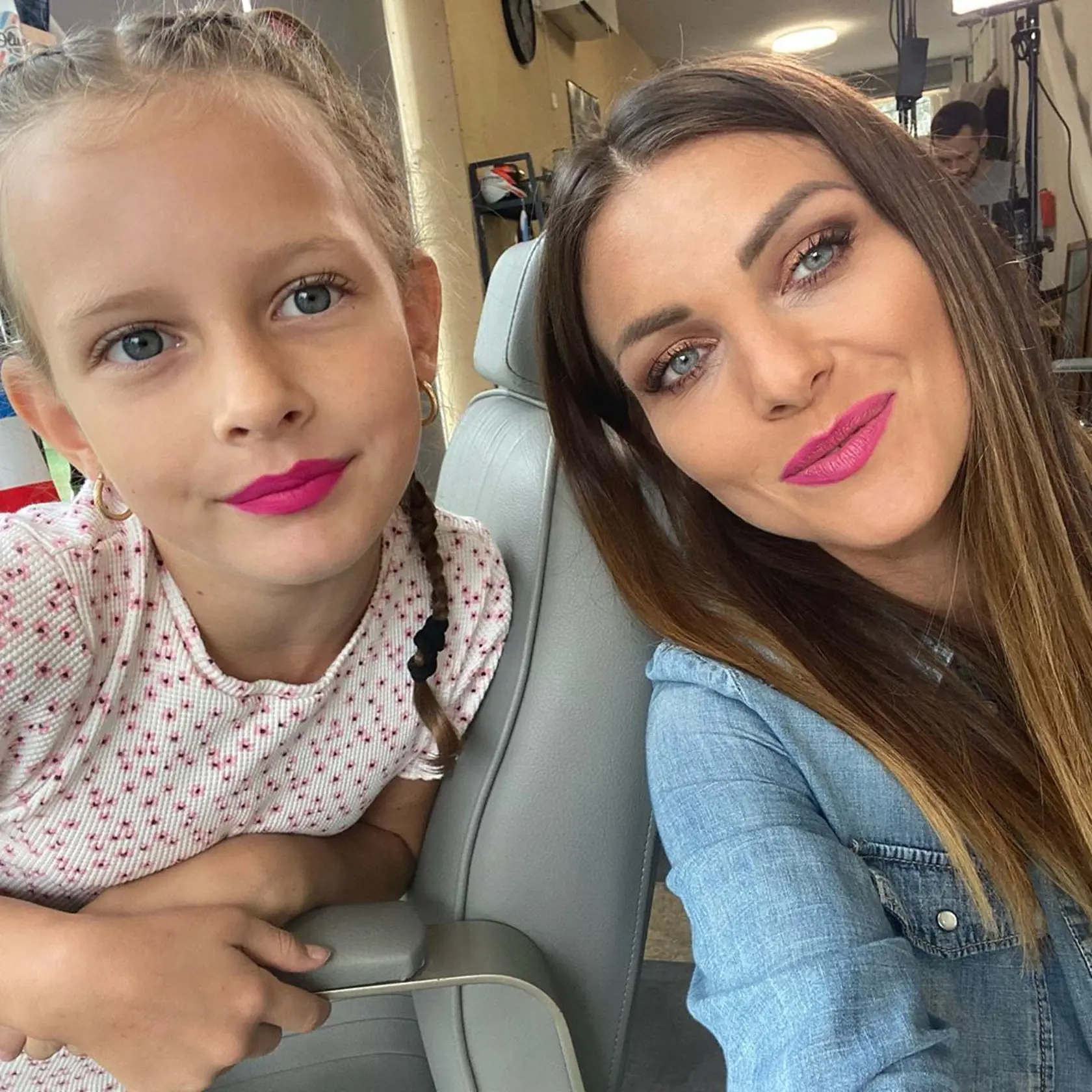 Obe Martinky si užívali oslavu menín a vyskúšali si rovnaký rúž.