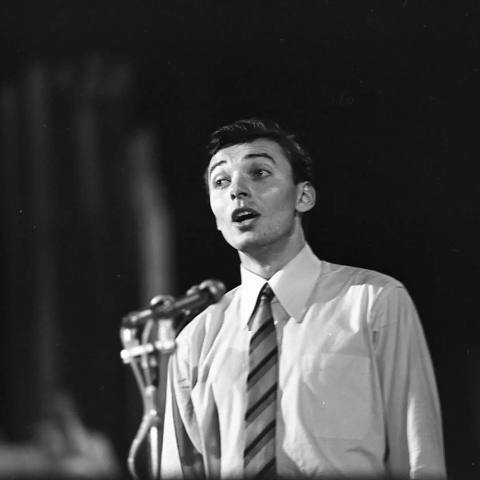 Karel Gott zomrel 1. októbra krátko pred polnocou. Bojoval s akútnou leukémiou. V roku 1966 vyhral historicky prvú Bratislavskú lýru.