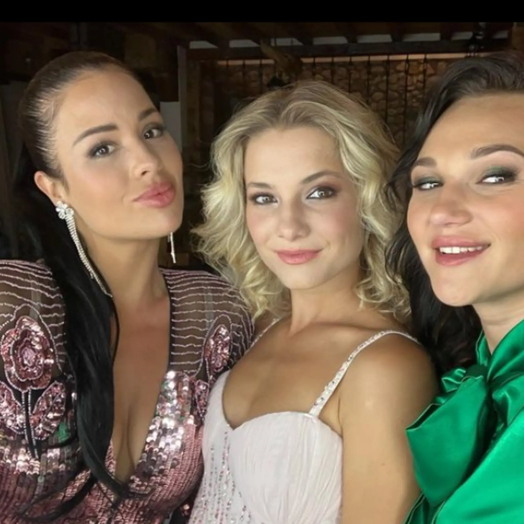 Virgínia, Mirka a Priscilla z Ruže pre nevestu.