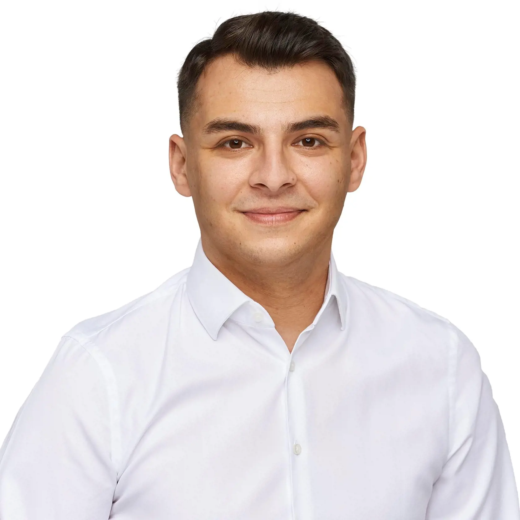 „Oceňujem tvoju trpezlivosť s takýmto ministrom, ktorý bez kultúry a hanby pošle premiérovi tejto krajiny cez apku stanovisko strany,“ napísal bez okolkov poslane OĽANO Peter Pollák. „Kde sú tie povestne gule toho ministra z ktorého urobili hrdinu, keď nemá toľko chochmesu prísť a do oci povedať že takto to chceme a buď to akceptuješ alebo nie. To sú presne ti fejsbukovi hrdinovia ktorí sú silní iba za klávesnicou. Strašná hanba,“ myslí si Pollák