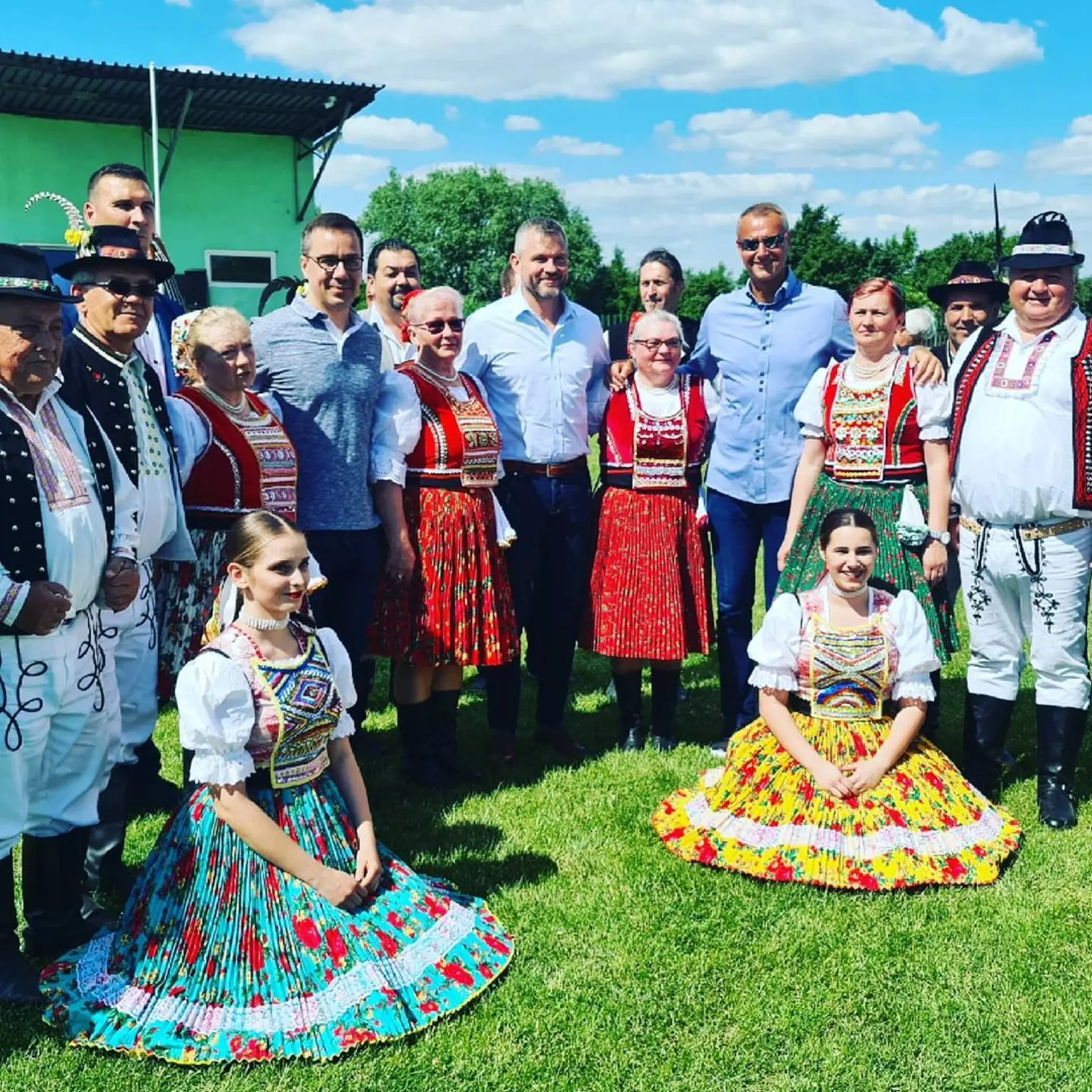 Šéf strany Hlas Peter Pellegrini spolu so straníckymi kolegami Richardom Raším a Denisou Sakovou v júni 2021 absolvoval tour po Slovensku.