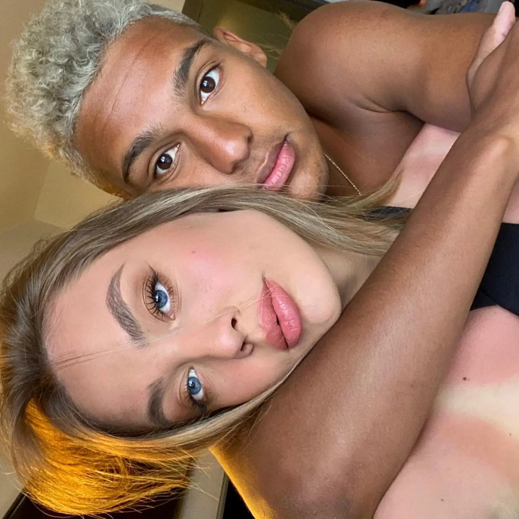 Matúš Kolárovský je blond!