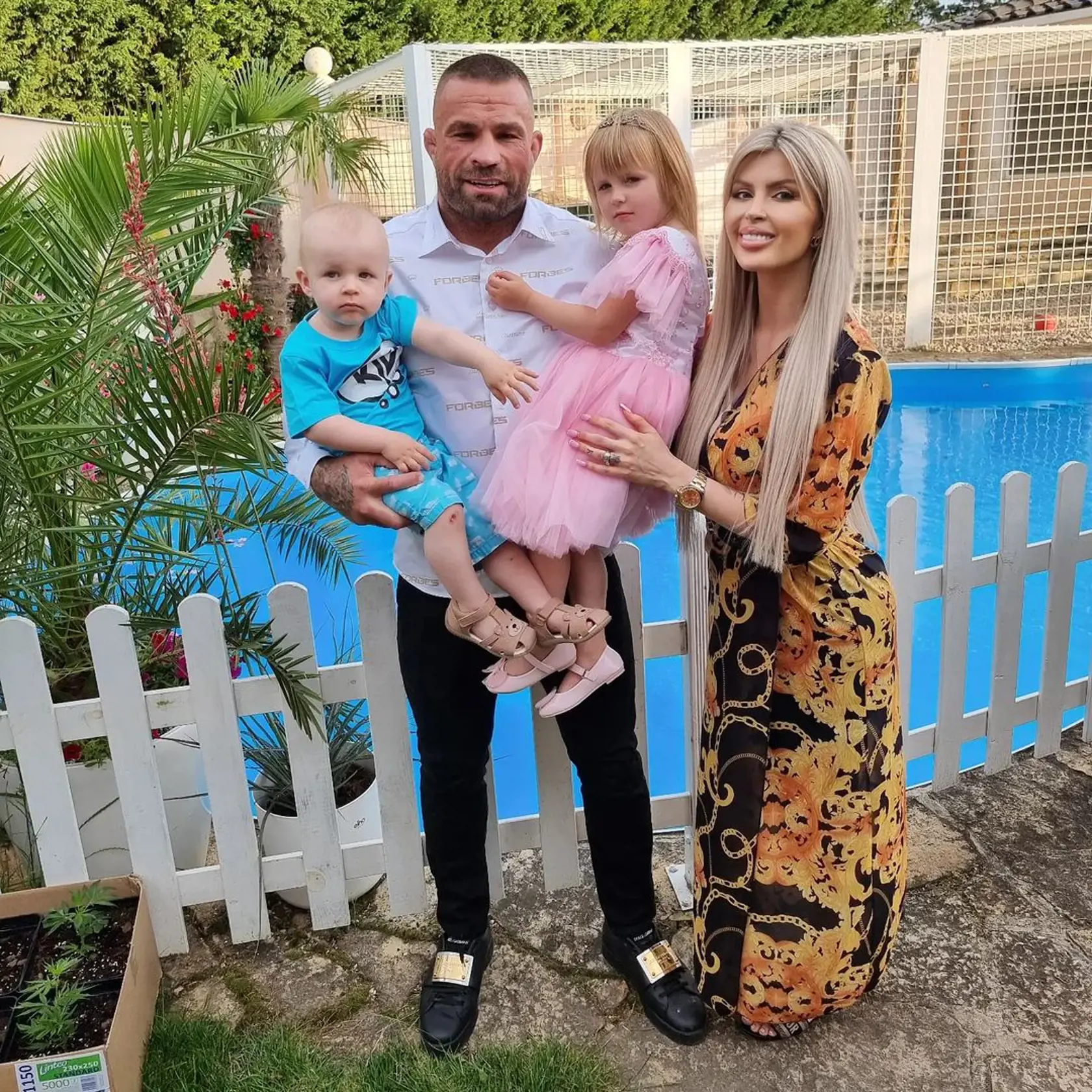 Vémolovci majú spolu dcéru Lili a syna Rockyho.