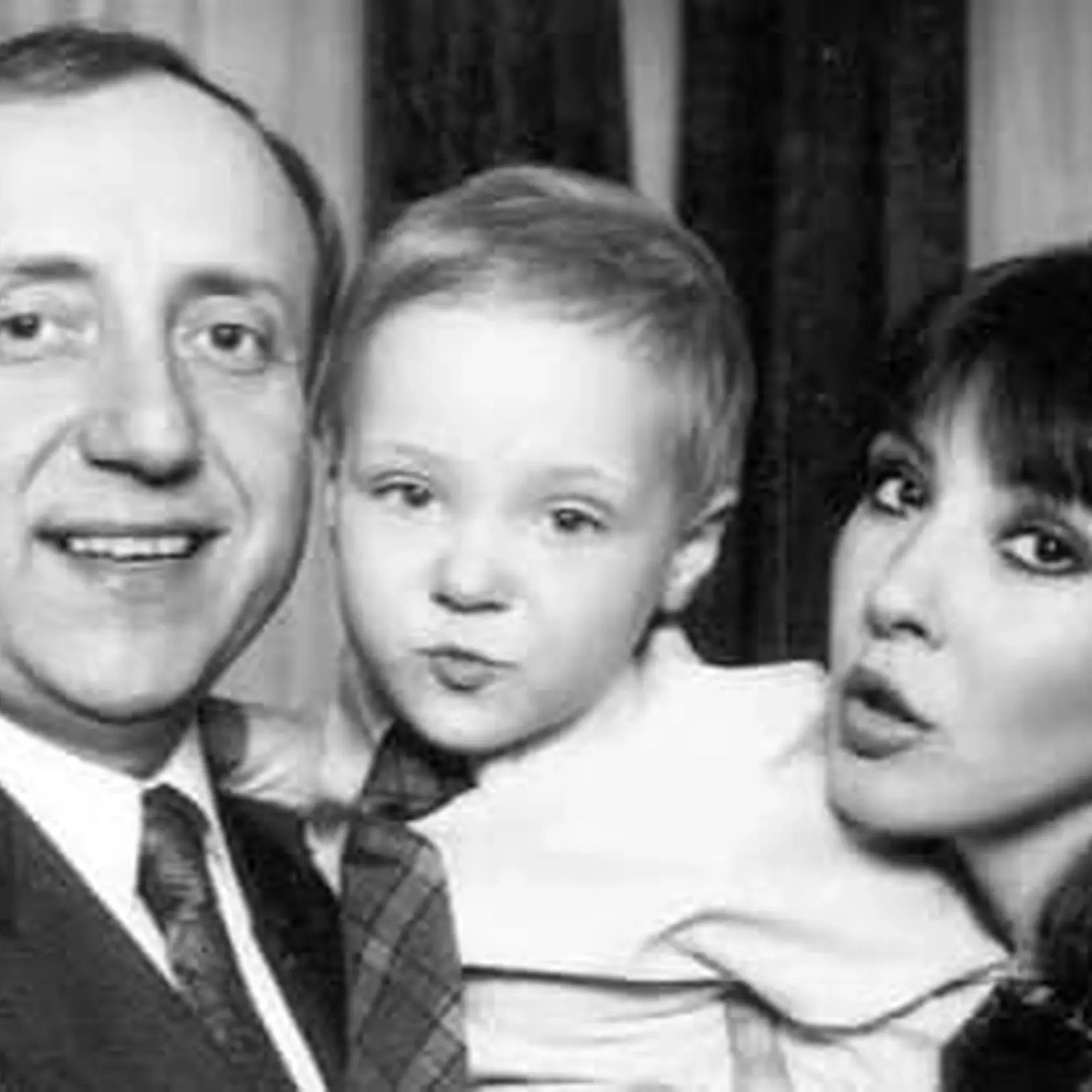 Anička Slováčková do poslednej chvíle verila že zlé prognózy sa nenaplnia. Na zábere Felix a Dáda so synom Felixom juniorom.