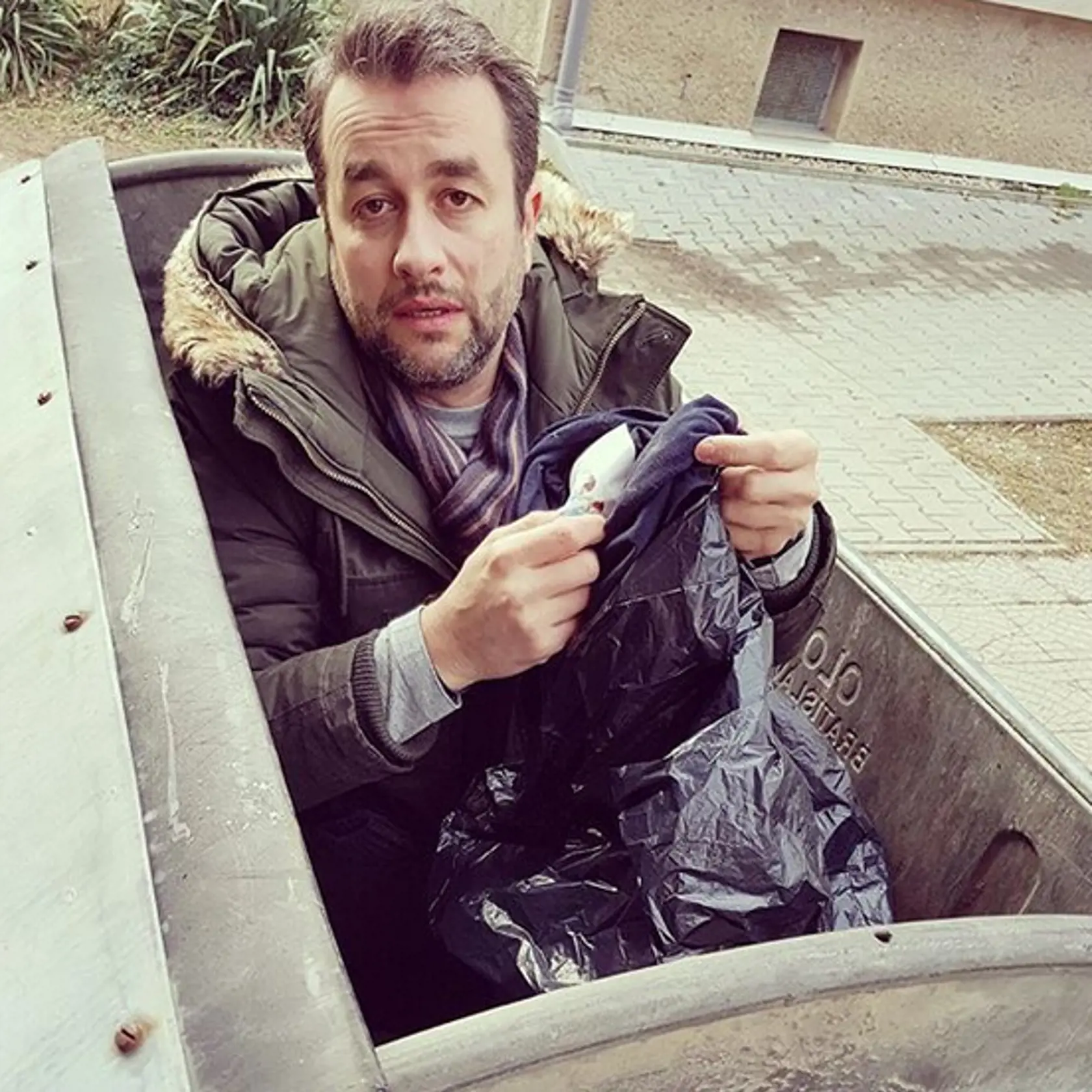 Kobielsky skončil pri smetnom koši.