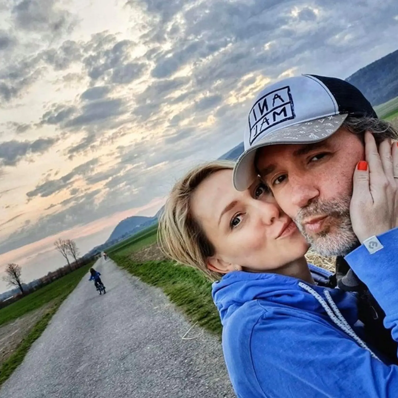 Jaro a Monika si spoločné chvíle dosýta užívajú.