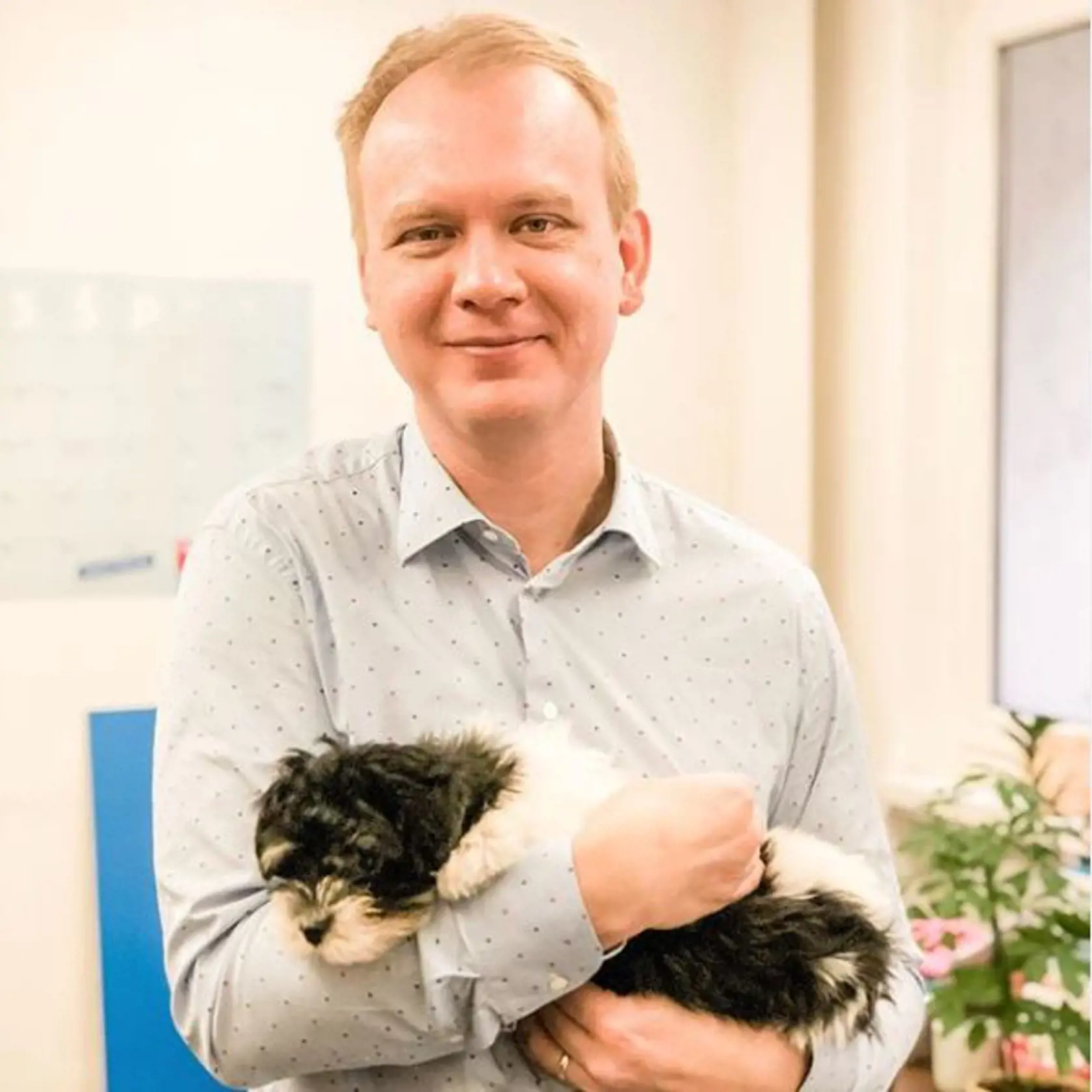 Miroslav Beblavý so psom.