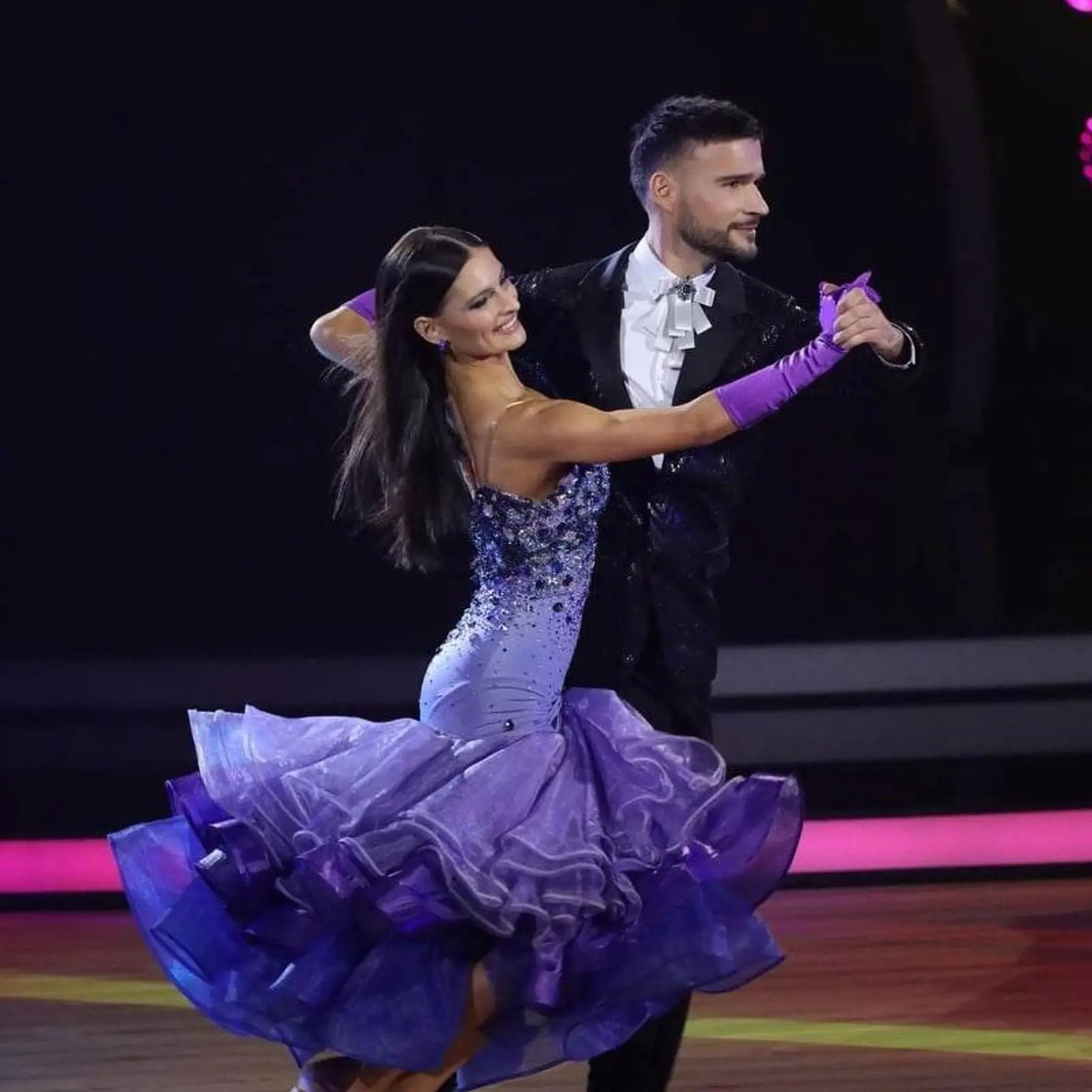 Vratko Sirági a Anna Riebauerová otvorili 8. kolo Let´s Dance.