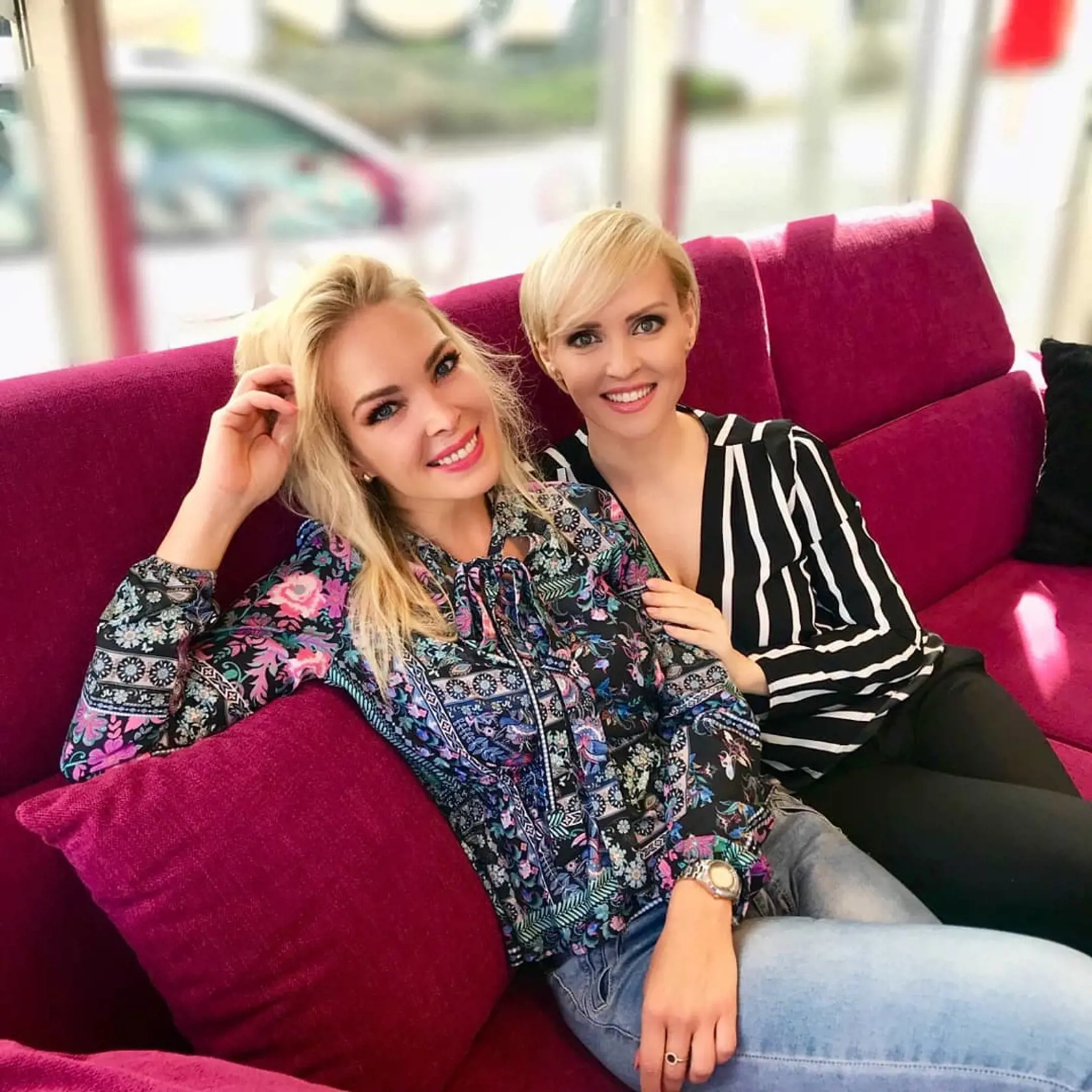 Lucia Barmošová so sestrou