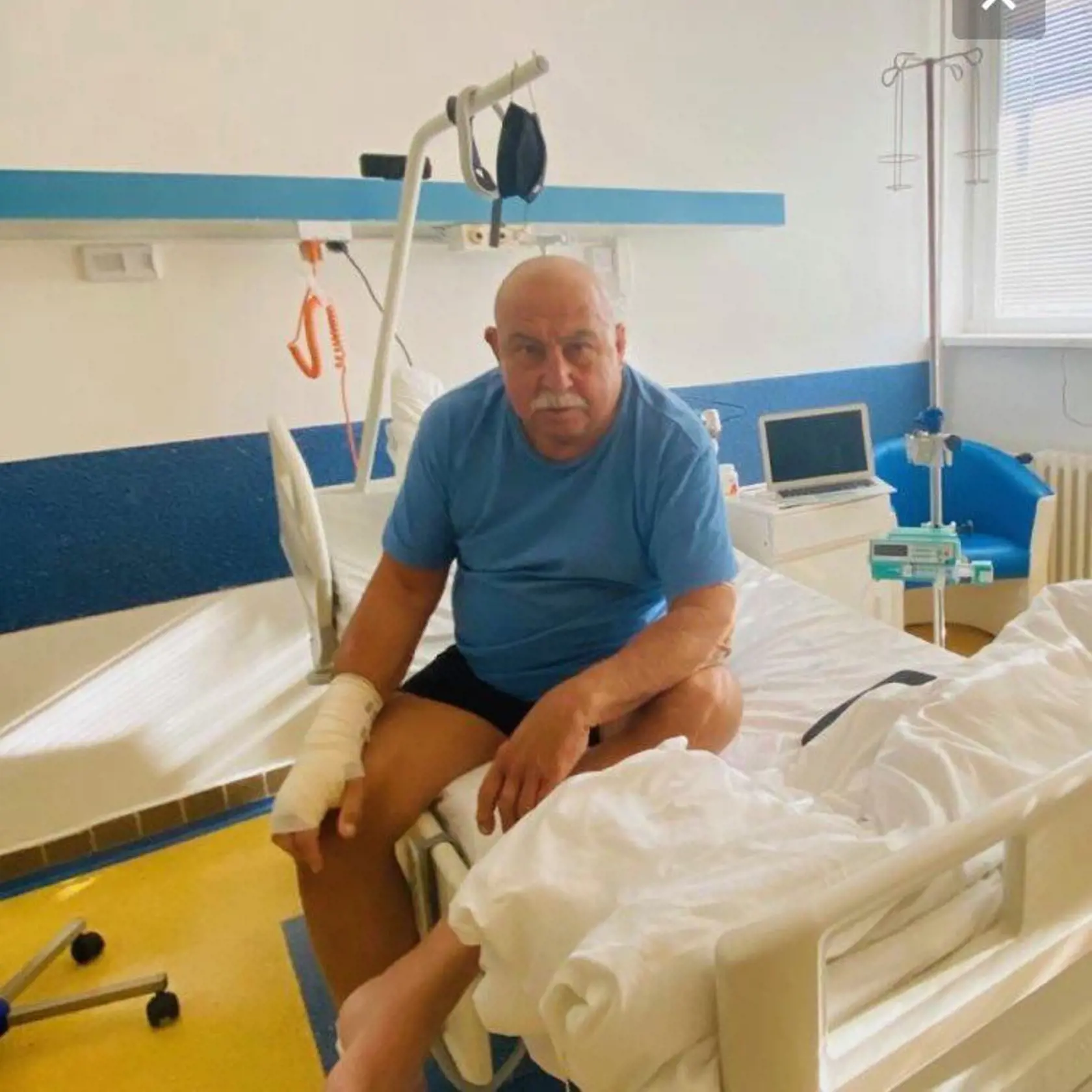 Andy Hryc (†71)  prehral svoj boj s ťažkou chorobu.