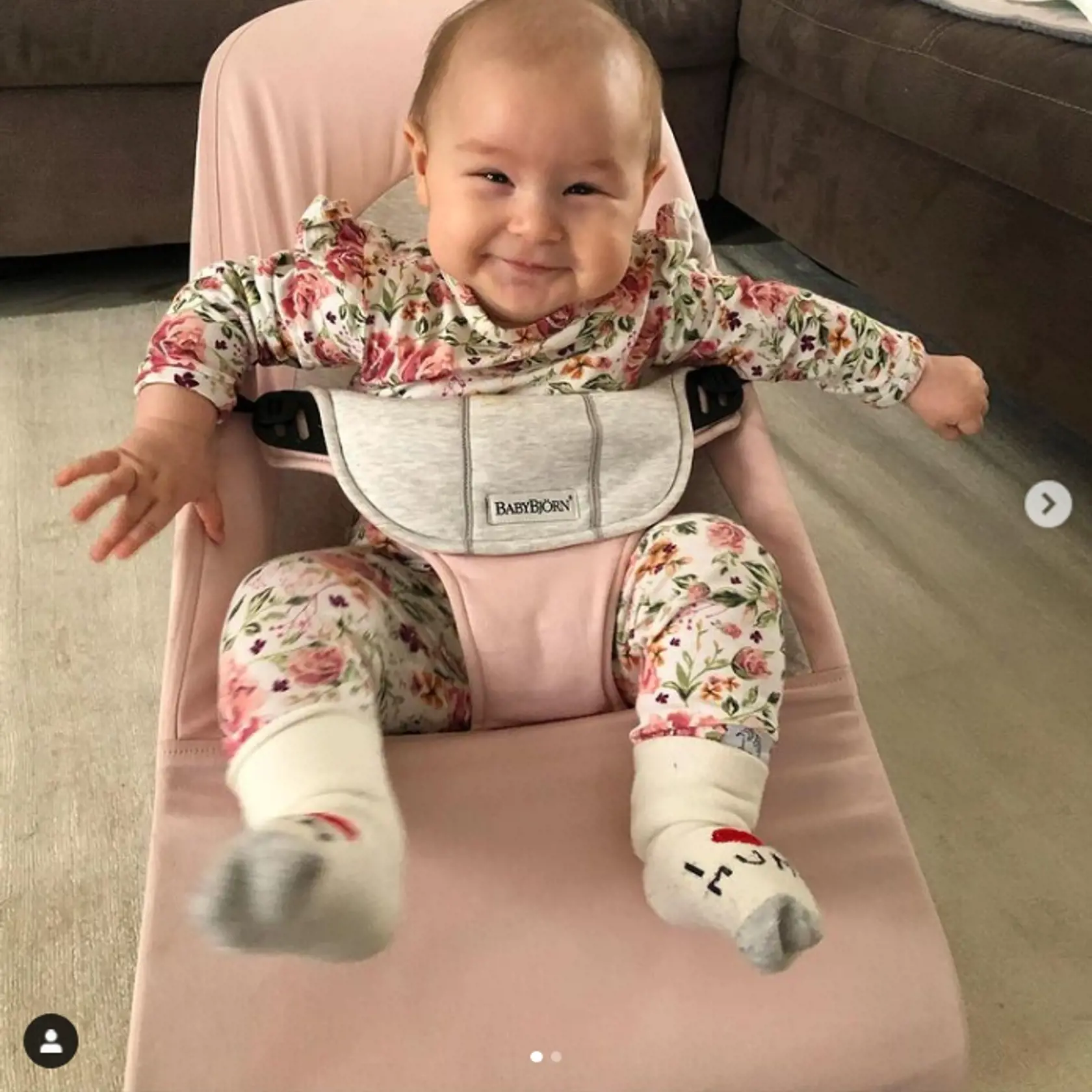 Bude z dcérky Moniky Bagárovej gymnastka? Pozrite sa na tieto rozkošné pózy!