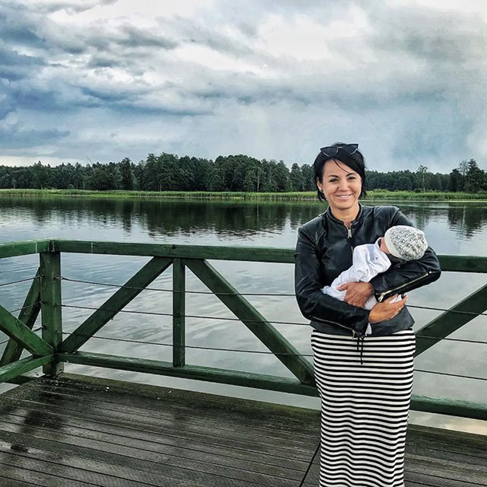 Ewina mama s vnúčikom Artušom. Brávali ho na koncerty už takéhoto maličkého.
