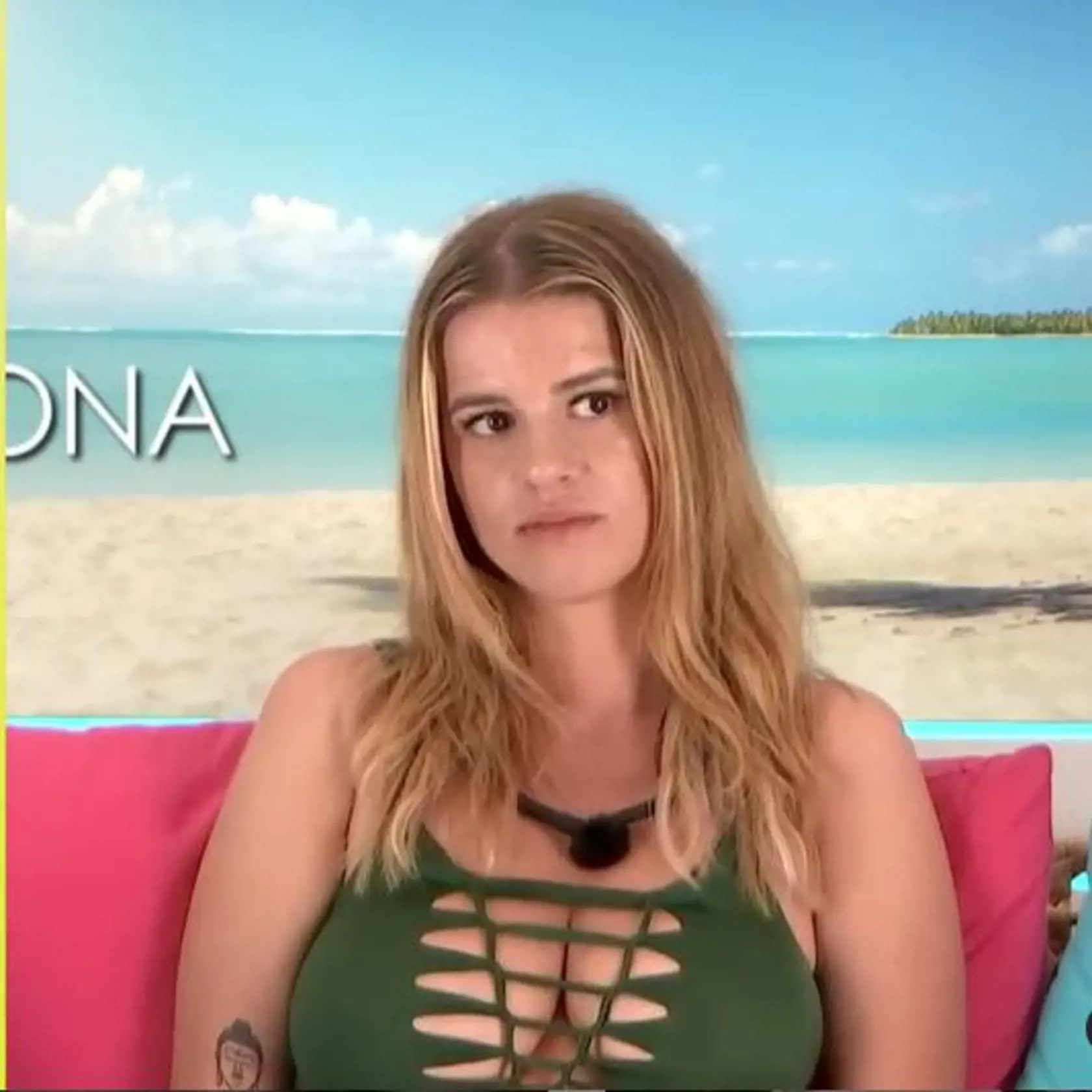 Simona z Love Island.