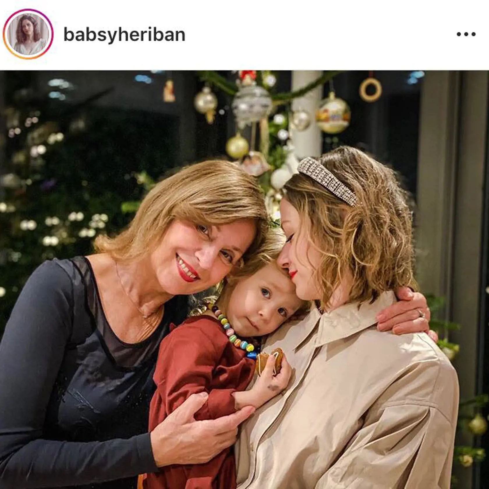 Babsy sa po 22 rokoch vrátila na Vianoce do rodného domu k mamine. A tieto Vianoce boli pre ňu o to emotívnejšie.