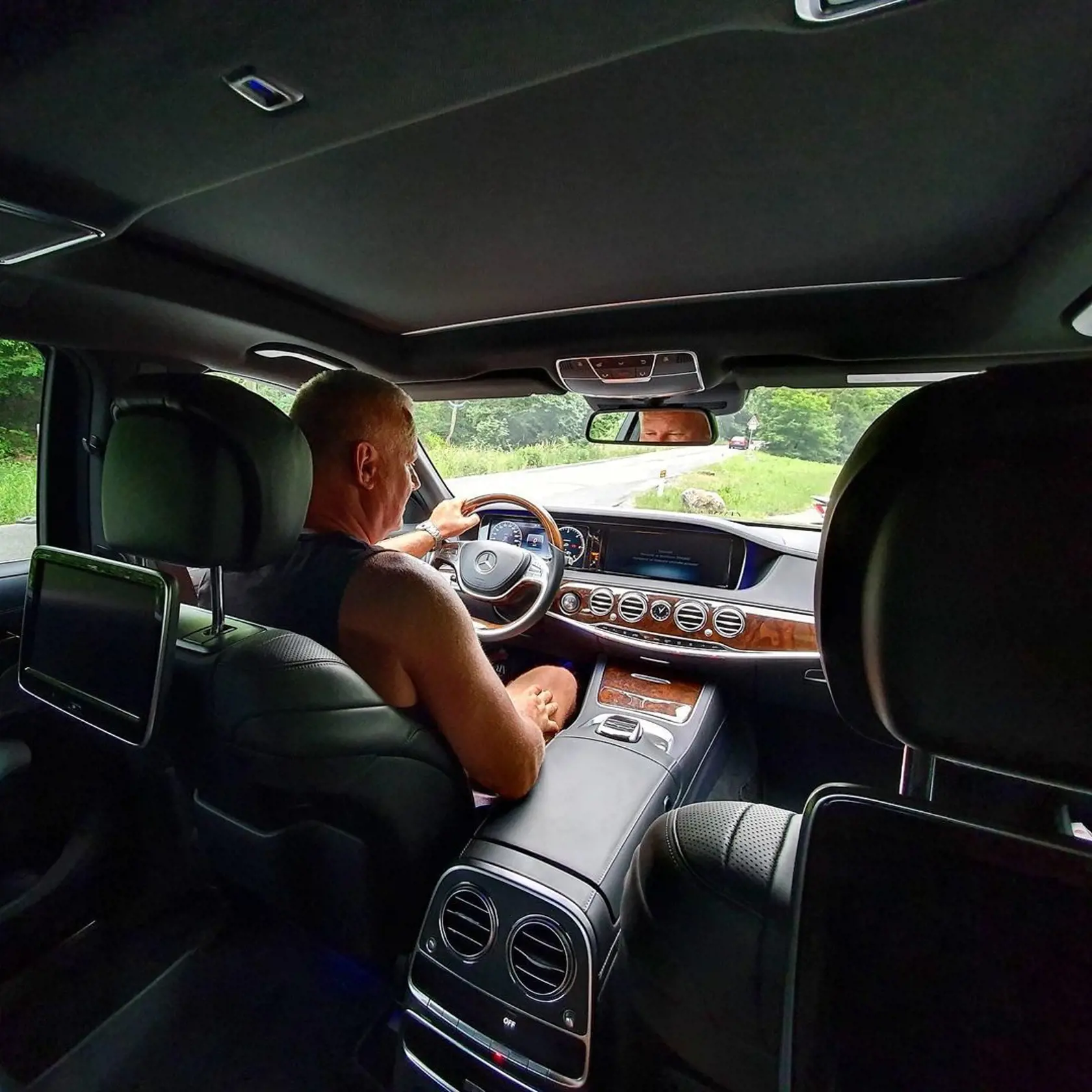 Jiří Kajínek vo svojom Mercedese.