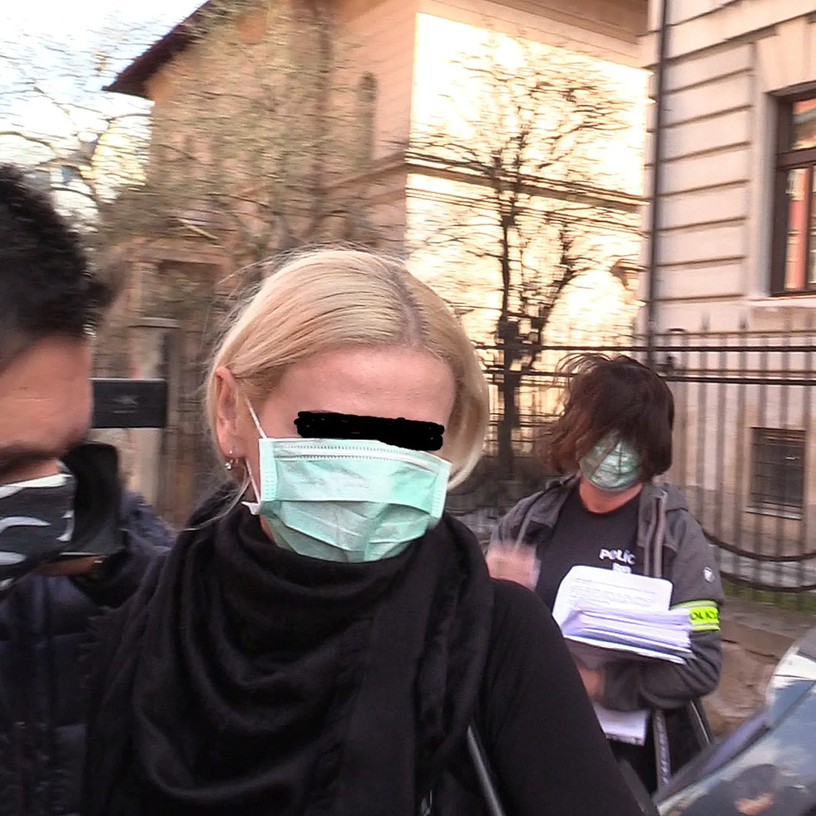 Monika Jankovská pri predvedení na Špecializovaný trestný súd v Banskej Bystrici.