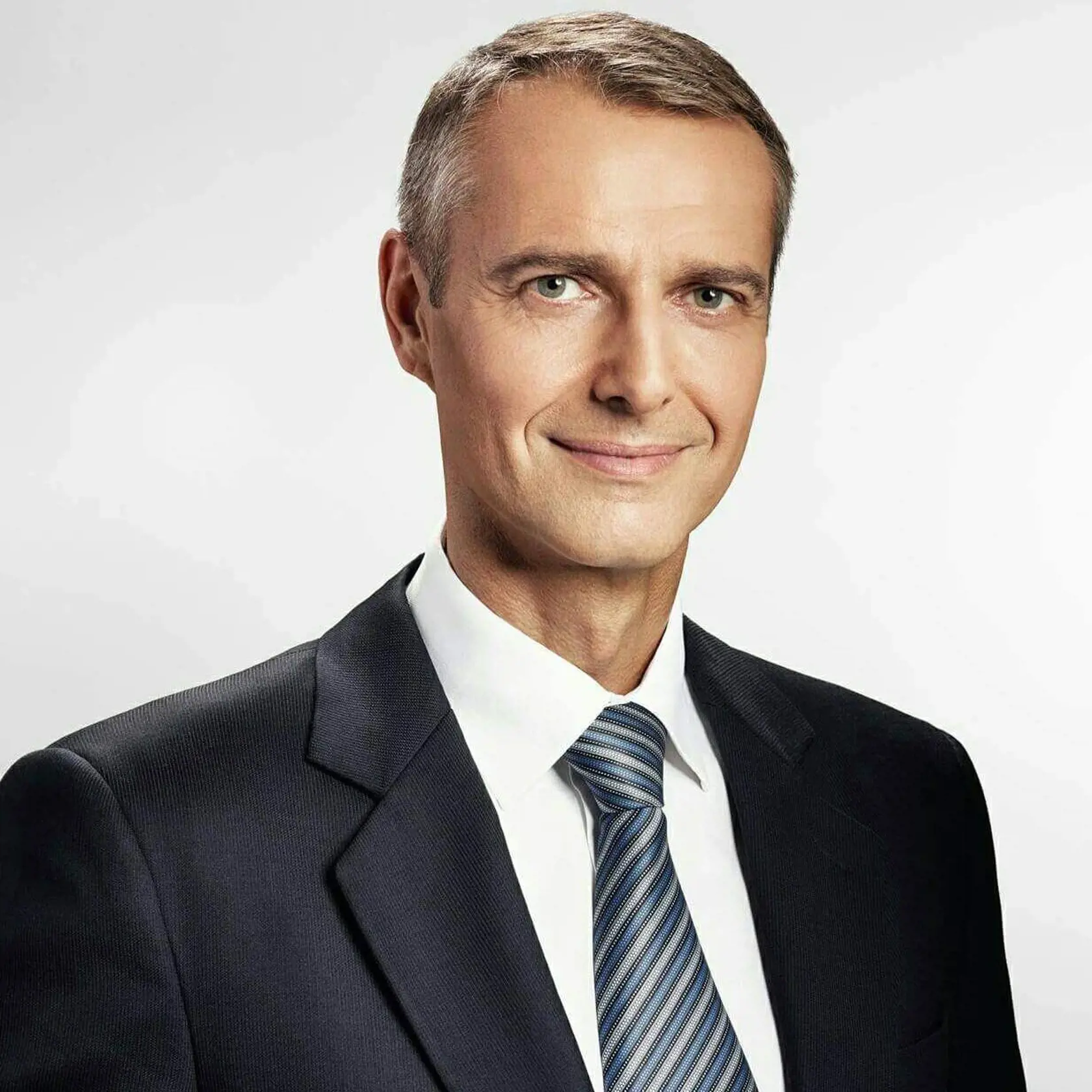 Richard Raši je veľký fešák.