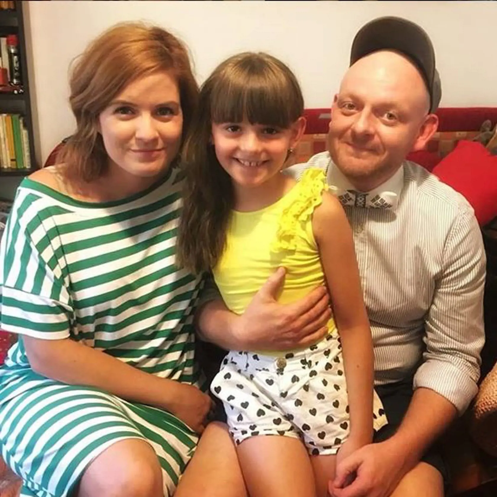 ADELKA HEFTYOVÁ Jej otec v Prázdninách bol Ľuboš Kostelný, mama Zuzana Norisová.