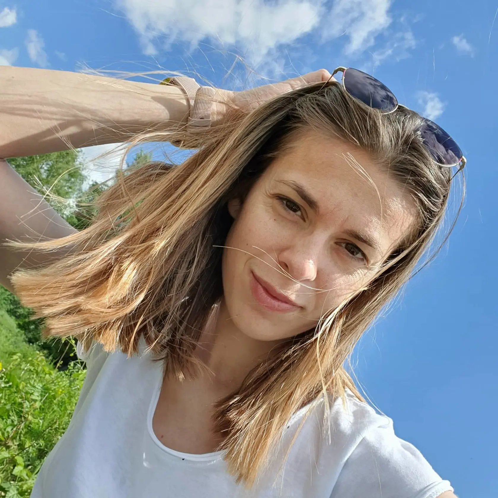 Dominika bola roky blondínka. Teraz prekvapila zmenou farby vlasov. Urobila tak kvôli pripravovanému seriálu.