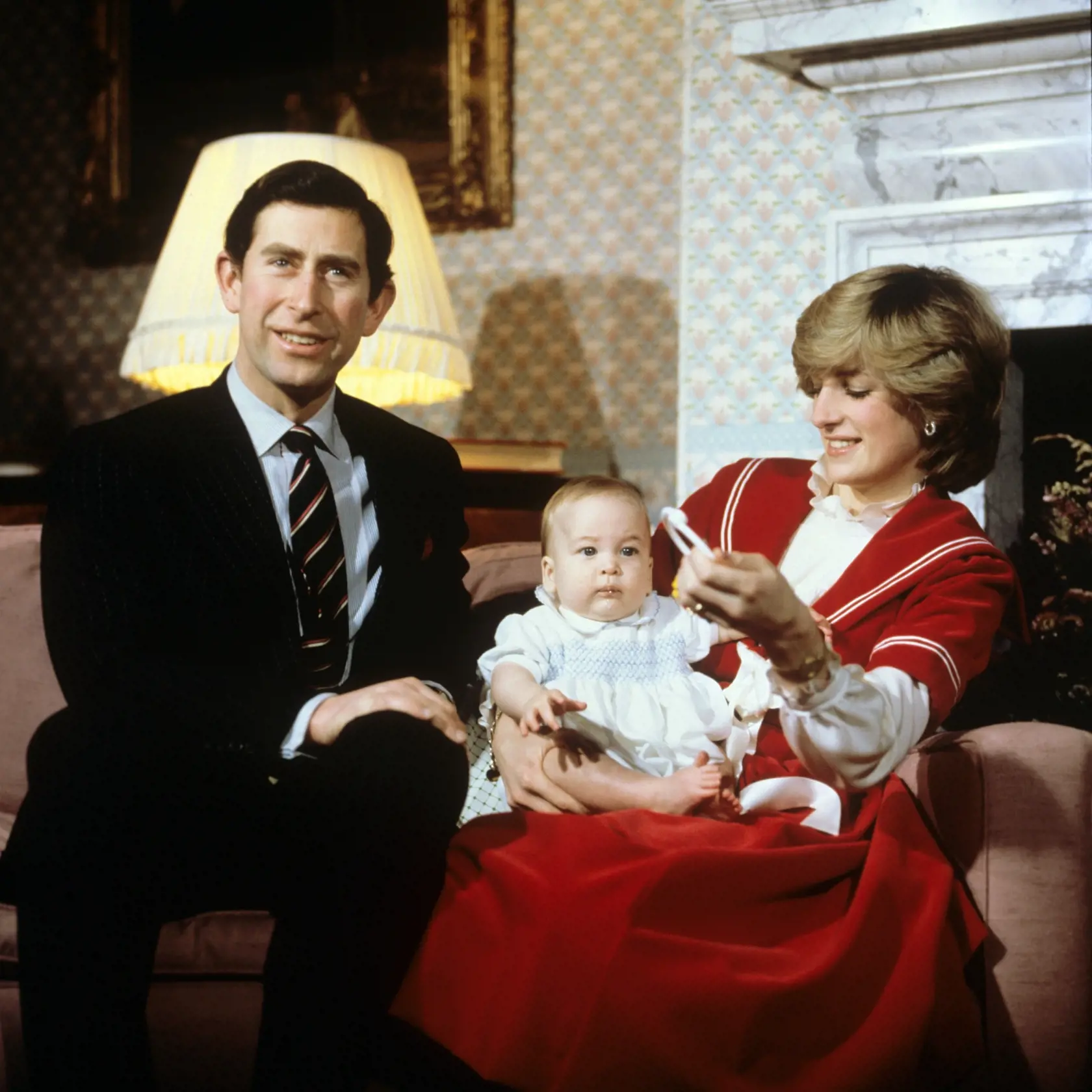 Princ Charles, Princezná Diana a Princ William v Kensingtonskom paláci.