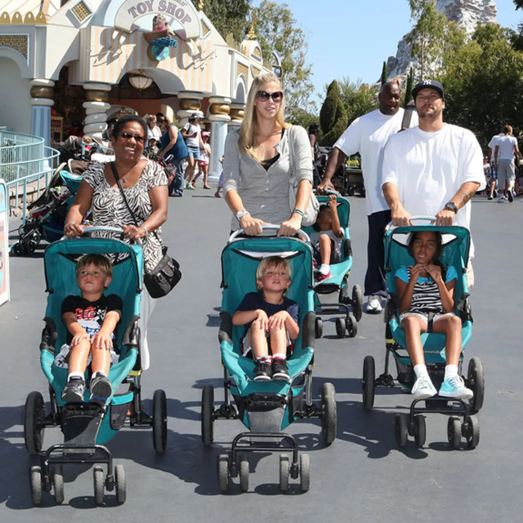 *EXCLUSIVE* Disneyland, Anaheim, CA -  Kevin Federline spent a magical day at Disneyland with his kids, Kori Madison, Kaleb Michael, Sean Preston and Jayden James.  Kevin and the kids were joined by Victoria Prince, Kevin's girlfriend.  Kevin showed the kids a great time, taking them on all the rides, including Space Mountain and the Merry-Go-Round.  All four of the kids get along really well together, and they were all very happy to have such a fun day with their father.

GSI Media    August 5,