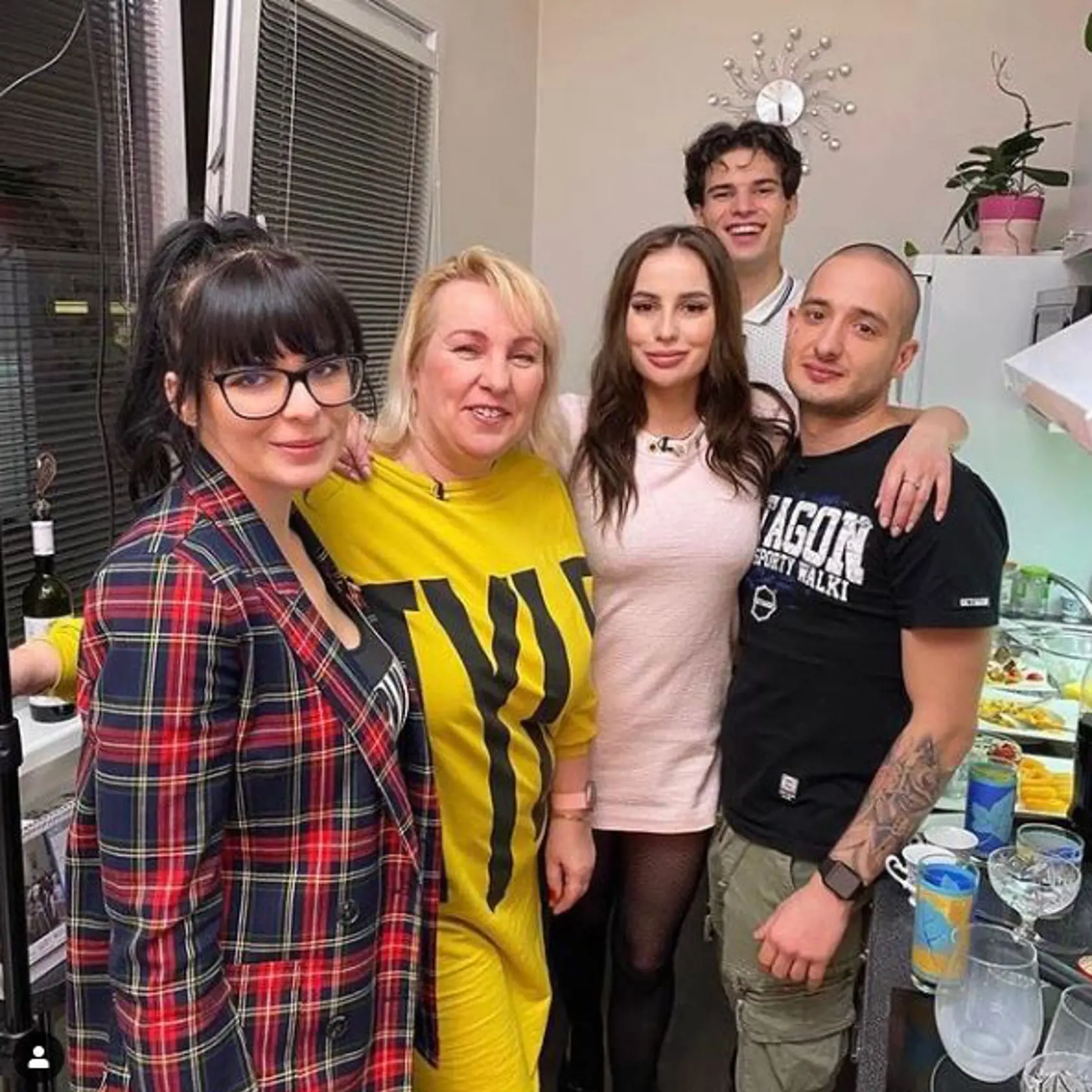 Šou Bez servítky.