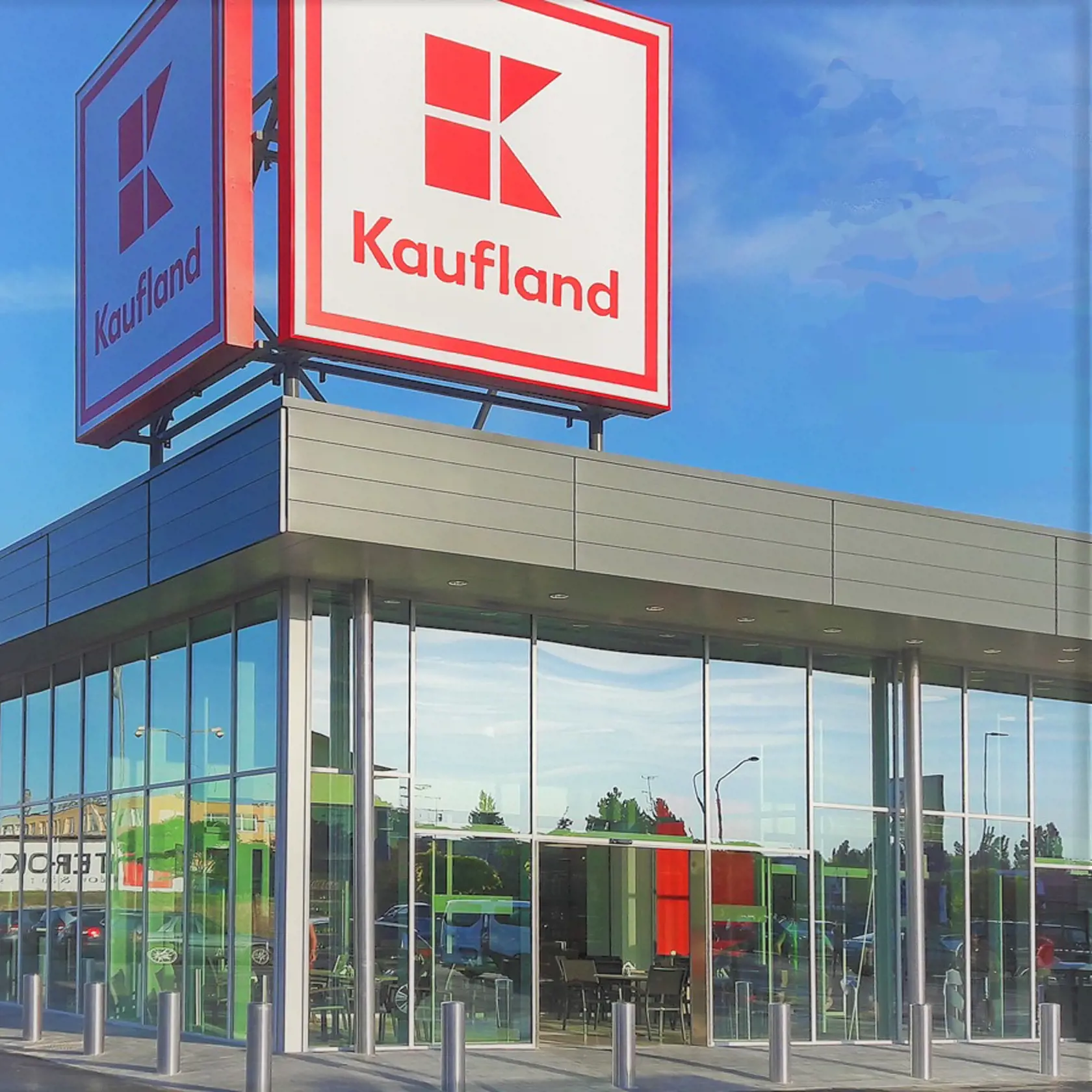 Obchodný reťazec Kaufland sa rozhodol skrátiť otváraciu dobu svojich predajní.