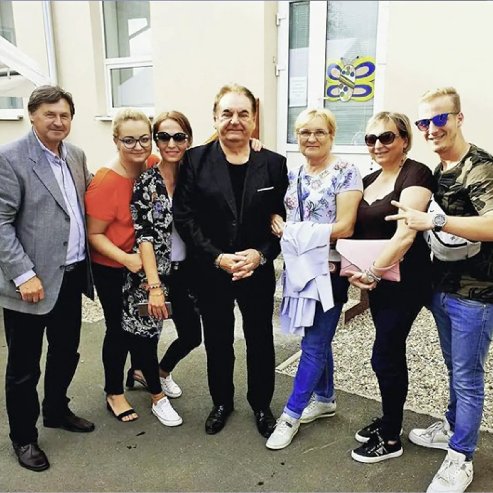 Spevák si svojich fanúšikov veľmi váži, fotenie s nimi nikdy neodmietne.