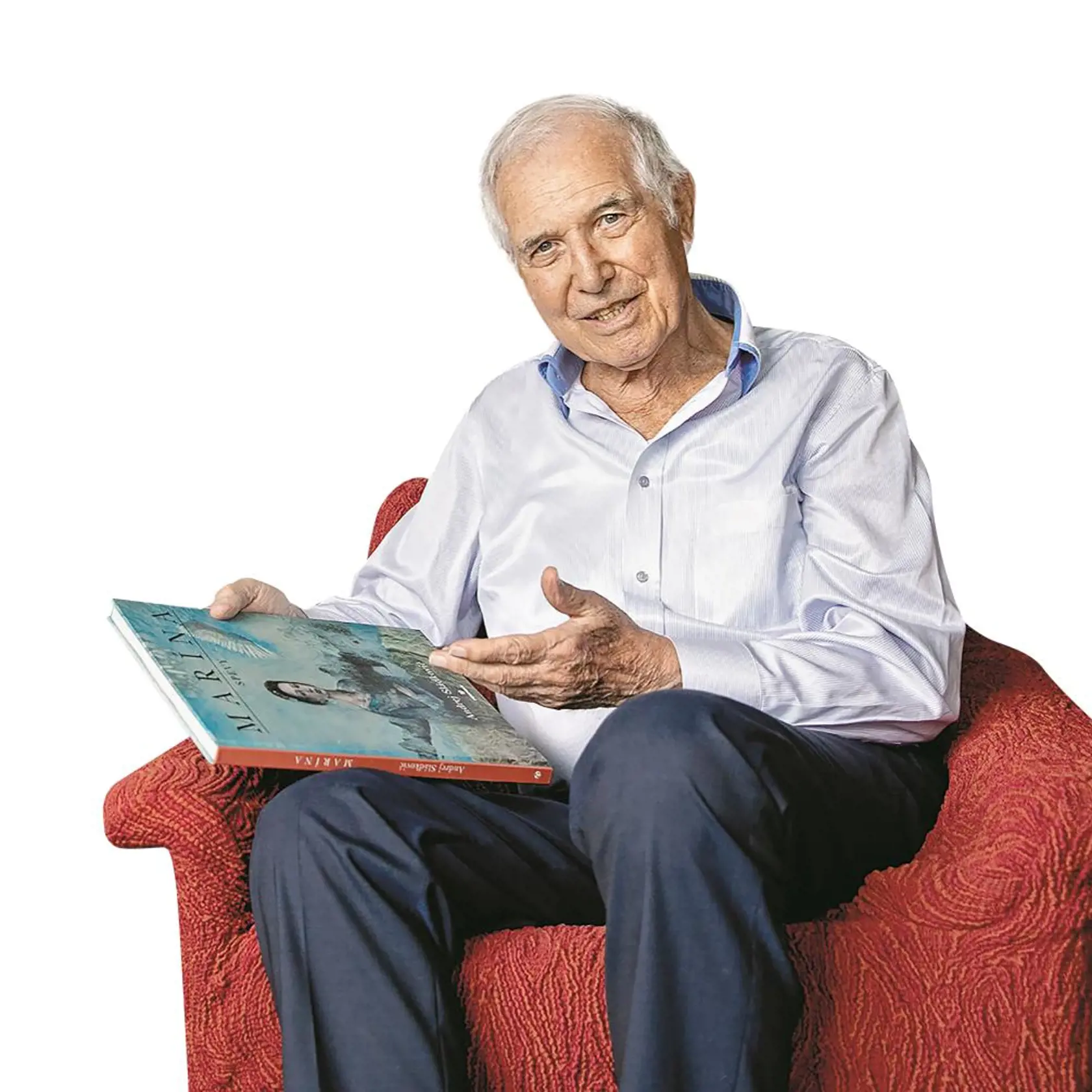 Herecká legenda a pedagóg Juraj Sarvaš, má po požiari garáži oči zaliate slzami. Knihy , ktoré mu tam zhoreli mu už nič nenahradí.