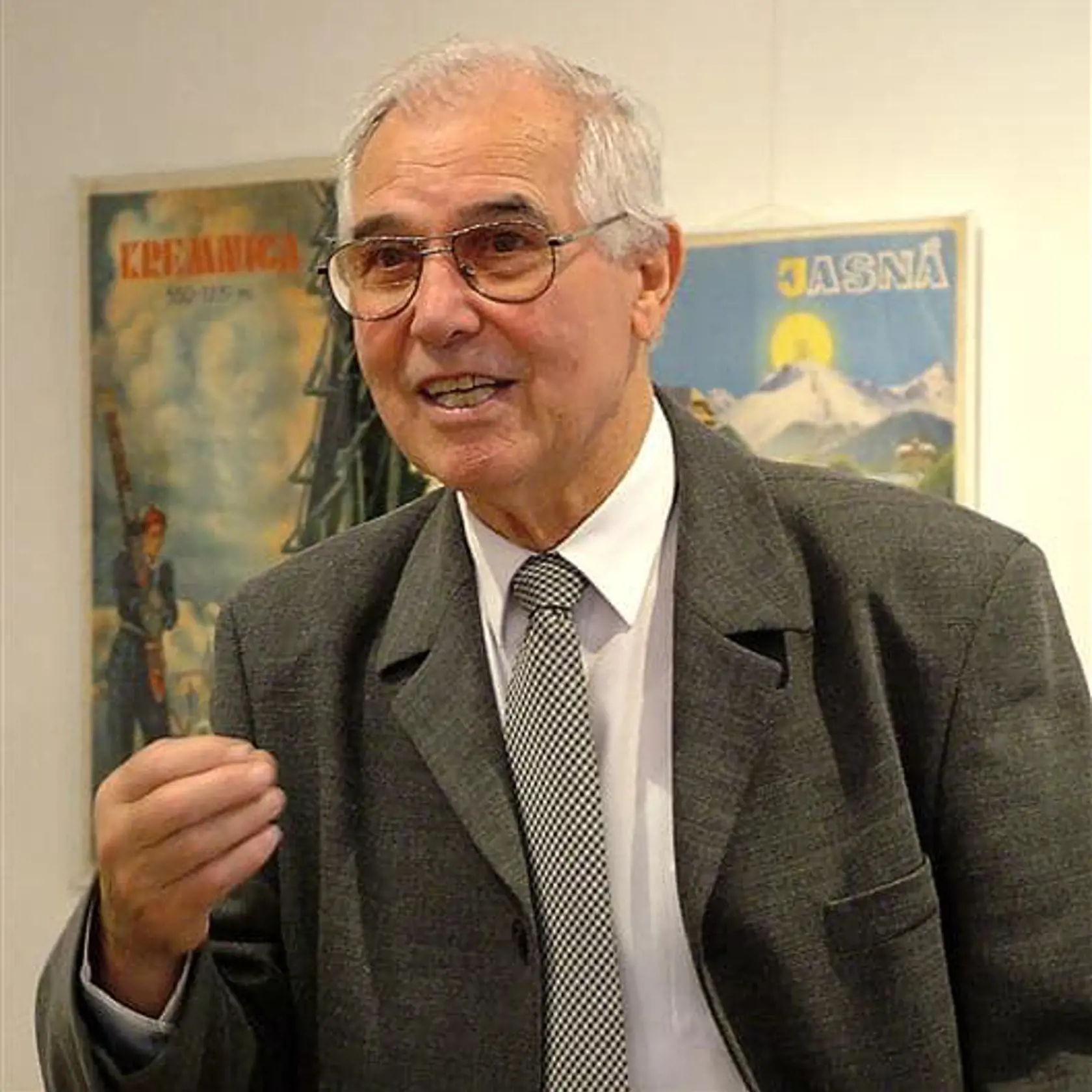 Vo veku 91 rokov zomrel slovenský herec, scenárista, režisér, pedagóg a recitátor Juraj Sarvaš.