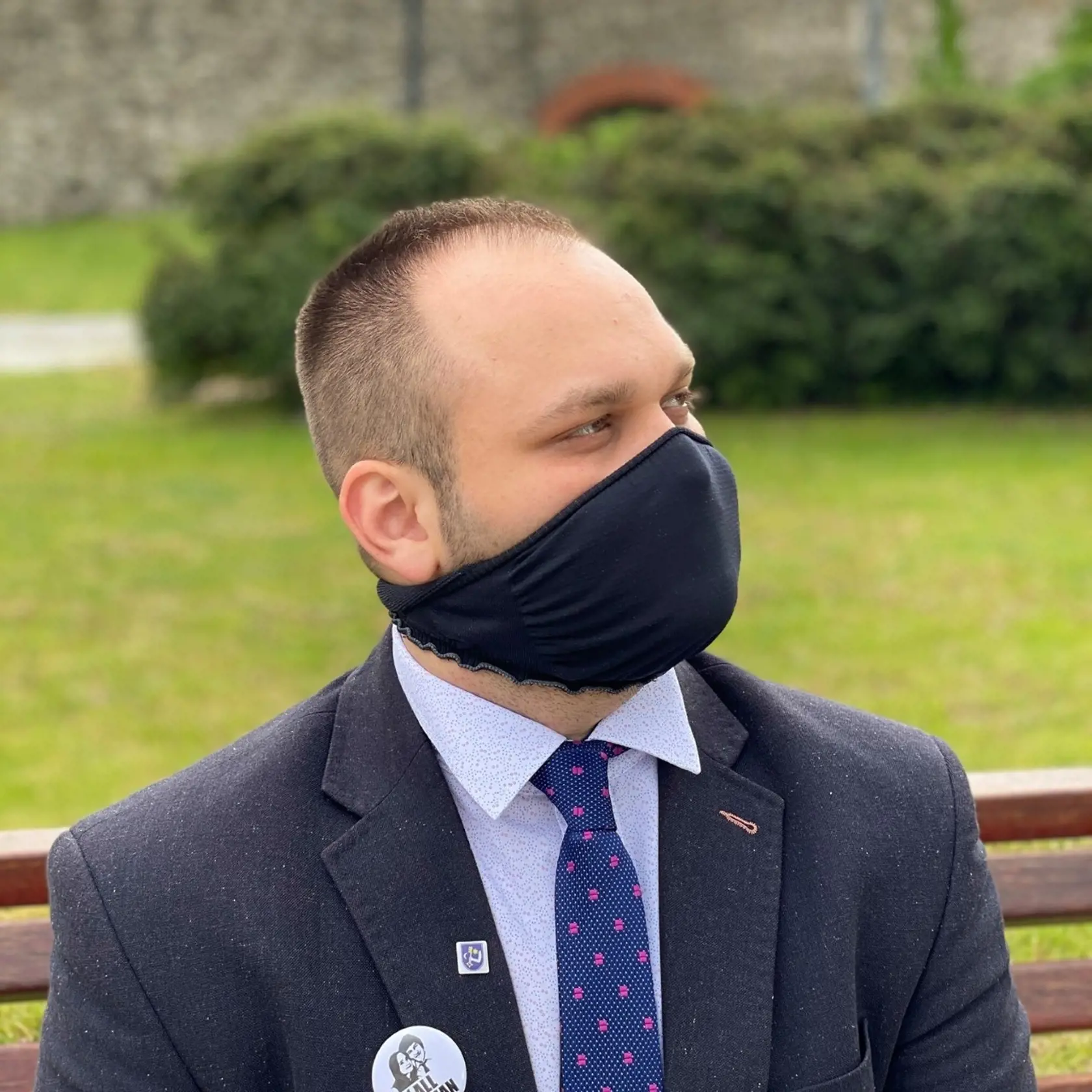 Šudík zároveň tvrdí, že legalizácia prostitúcie by priniesla aj finančné prostriedky do štátneho rozpočtu. Podľa jeho slov sa v súčasnosti v sexbiznise na Slovensku točí okolo 90-100 miliónov eur ročne, z ktorého by asi 20 miliónov eur mohlo putovať do štátnej kasy. Poukazuje pri tom na Holandsko, kde je prostitúcia ošetrená zákonom a zdaňovaná 33% sadzbou dane.