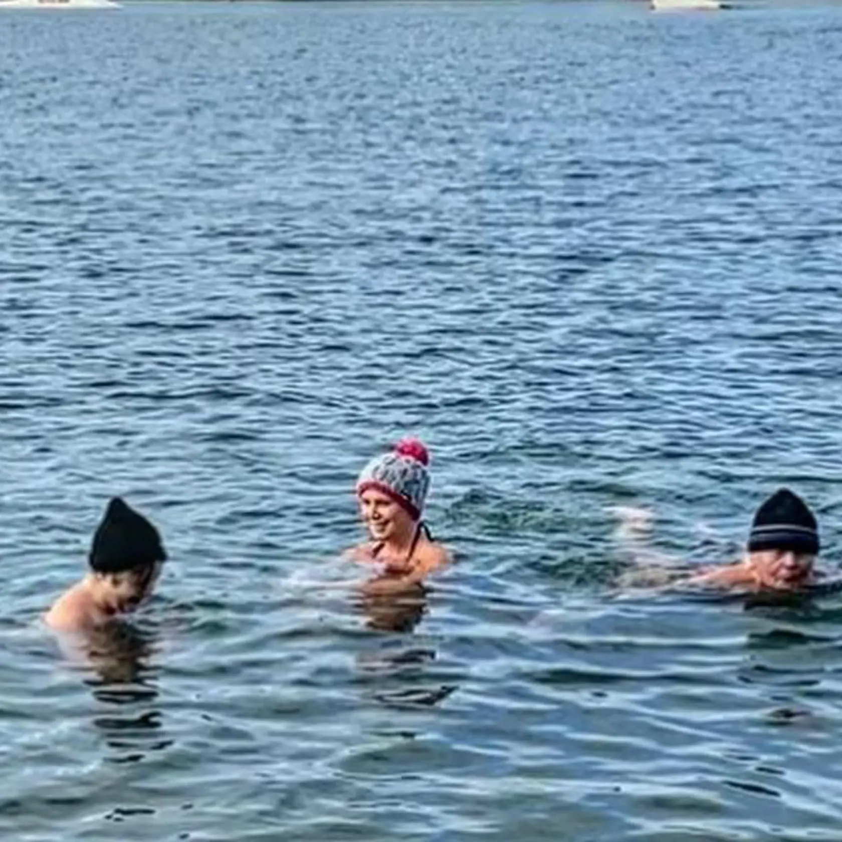 Takto si herečka Zuzana Vačková kráti svoje dni. Dala sa na otužovanie. Na toto by mal odvahu len málokto!