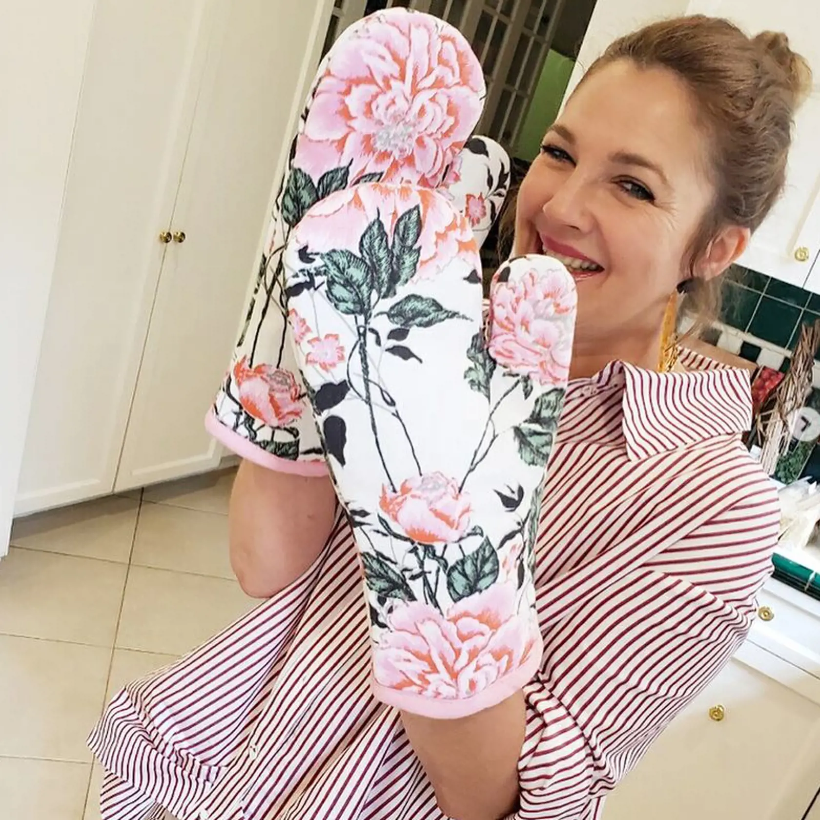 Herečka Drew Barrymore má na Instagrame množstvo fanúšikov a nehanbí sa s nimi podeliť o bežné momenty svojho života. Aj o neporiadok, ktorý u nich niekedy vládne...