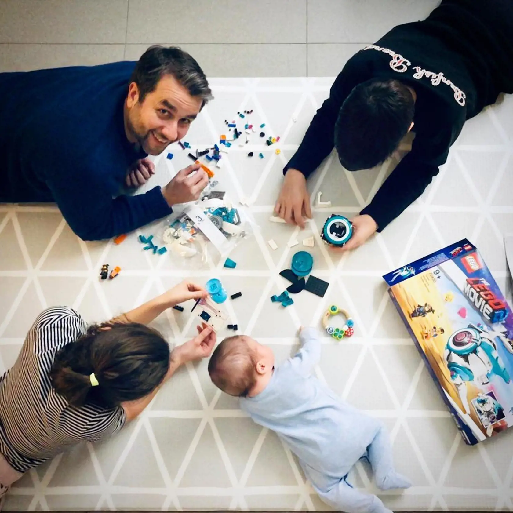 Herec Vlado Kobielsky má s rodinou sympatický moderný domček.