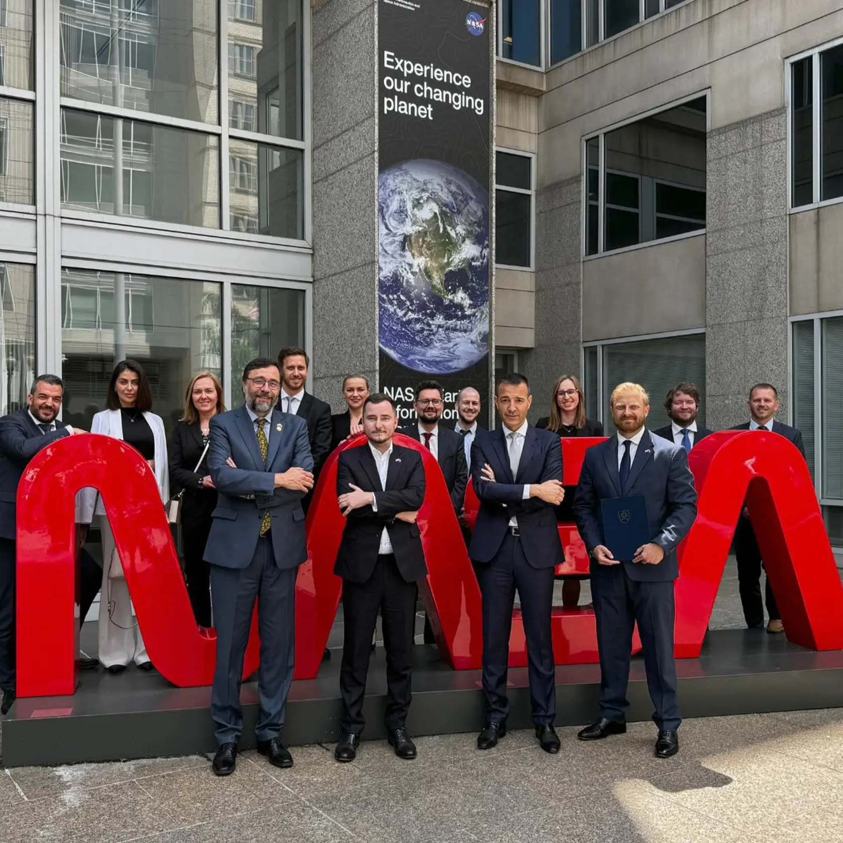 Minister školstva Tomáš Drucker navštívili počas svojej pracovnej cesty v Amerike spoločnosti META a NASA.