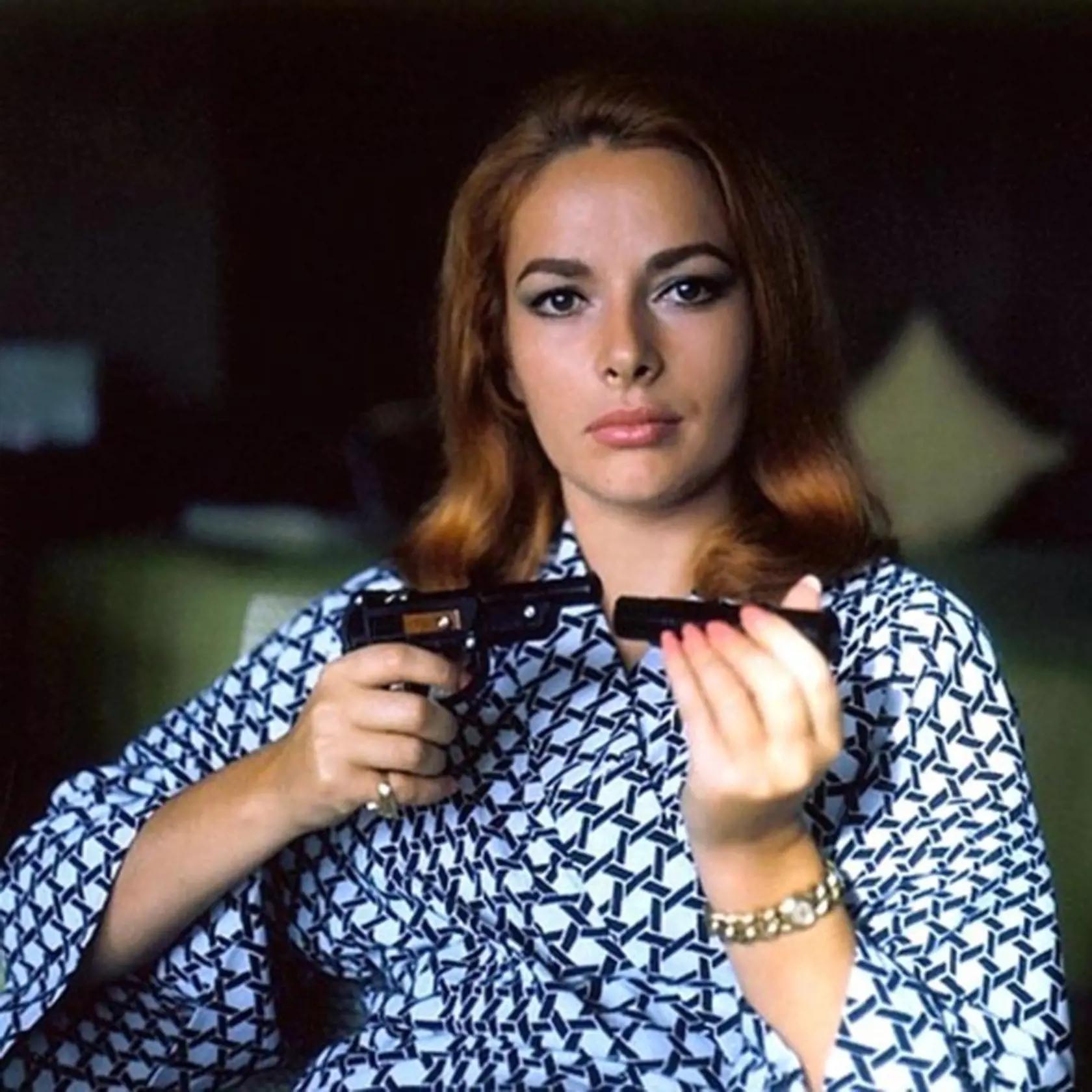 Ako Bond Girl bola Karin Od nádherná.