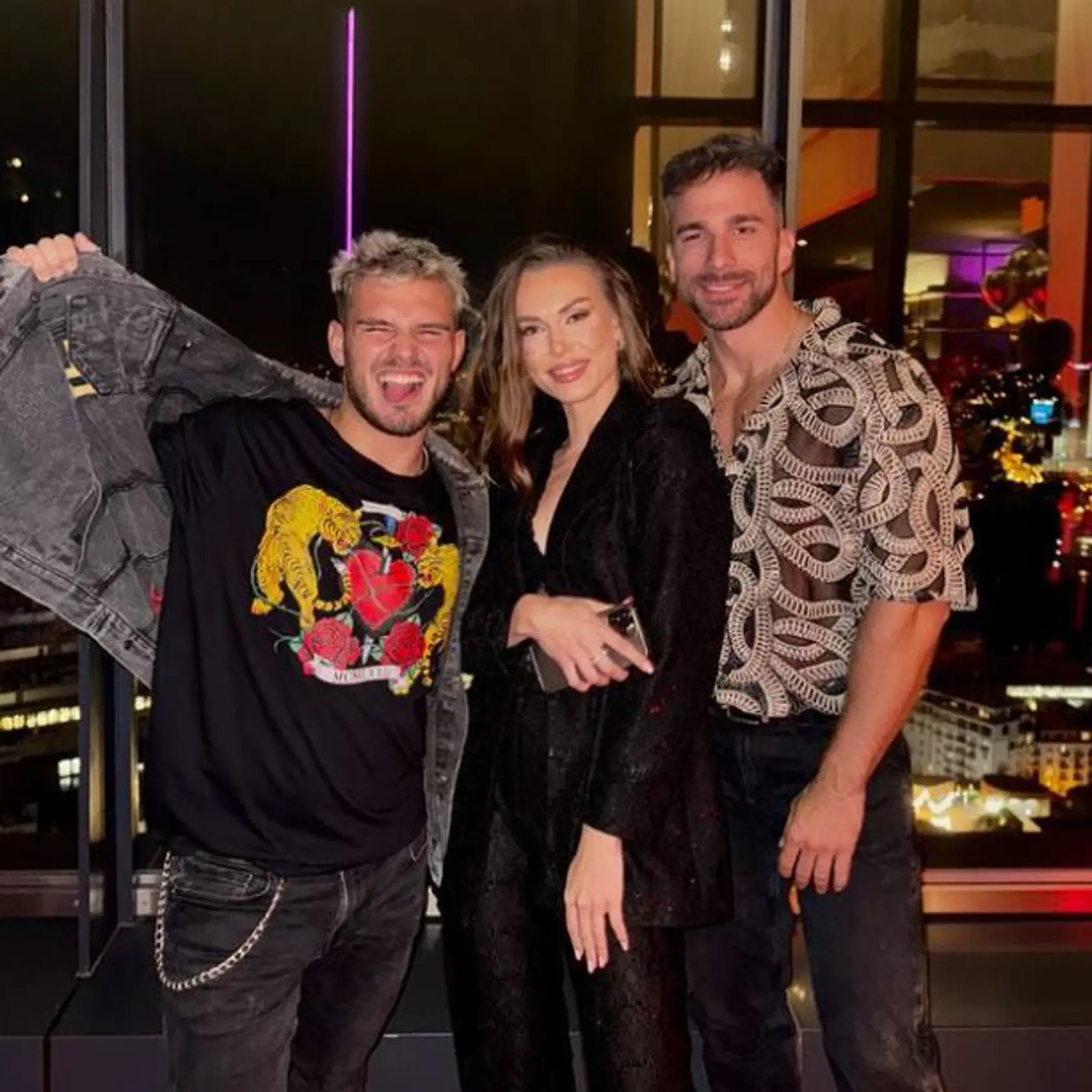 Adam Štrba, Stanka Lučková a Dušan Kajaba na víkendovej party.